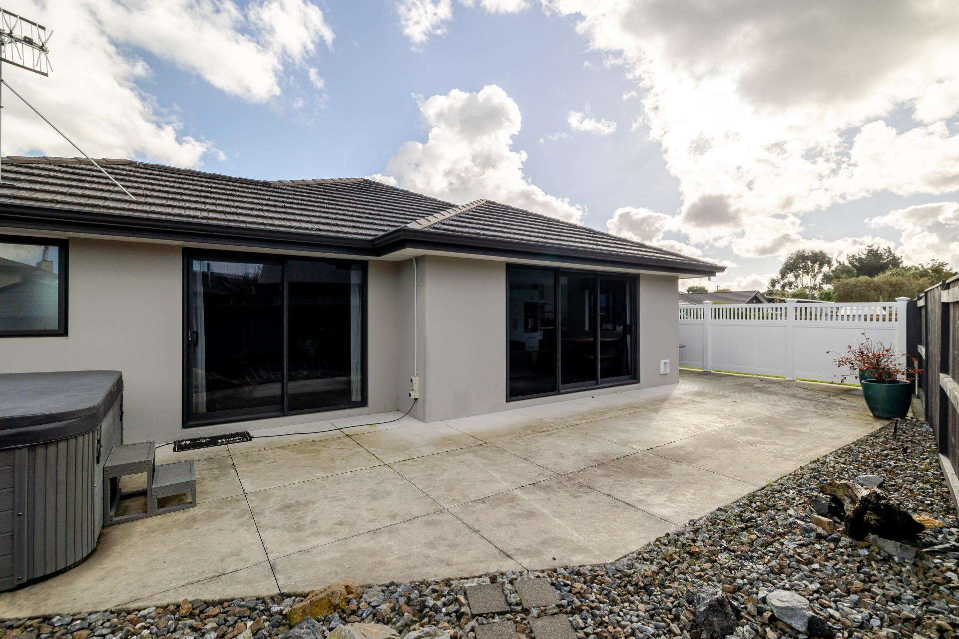 12 Peckham Lane, Ashhurst