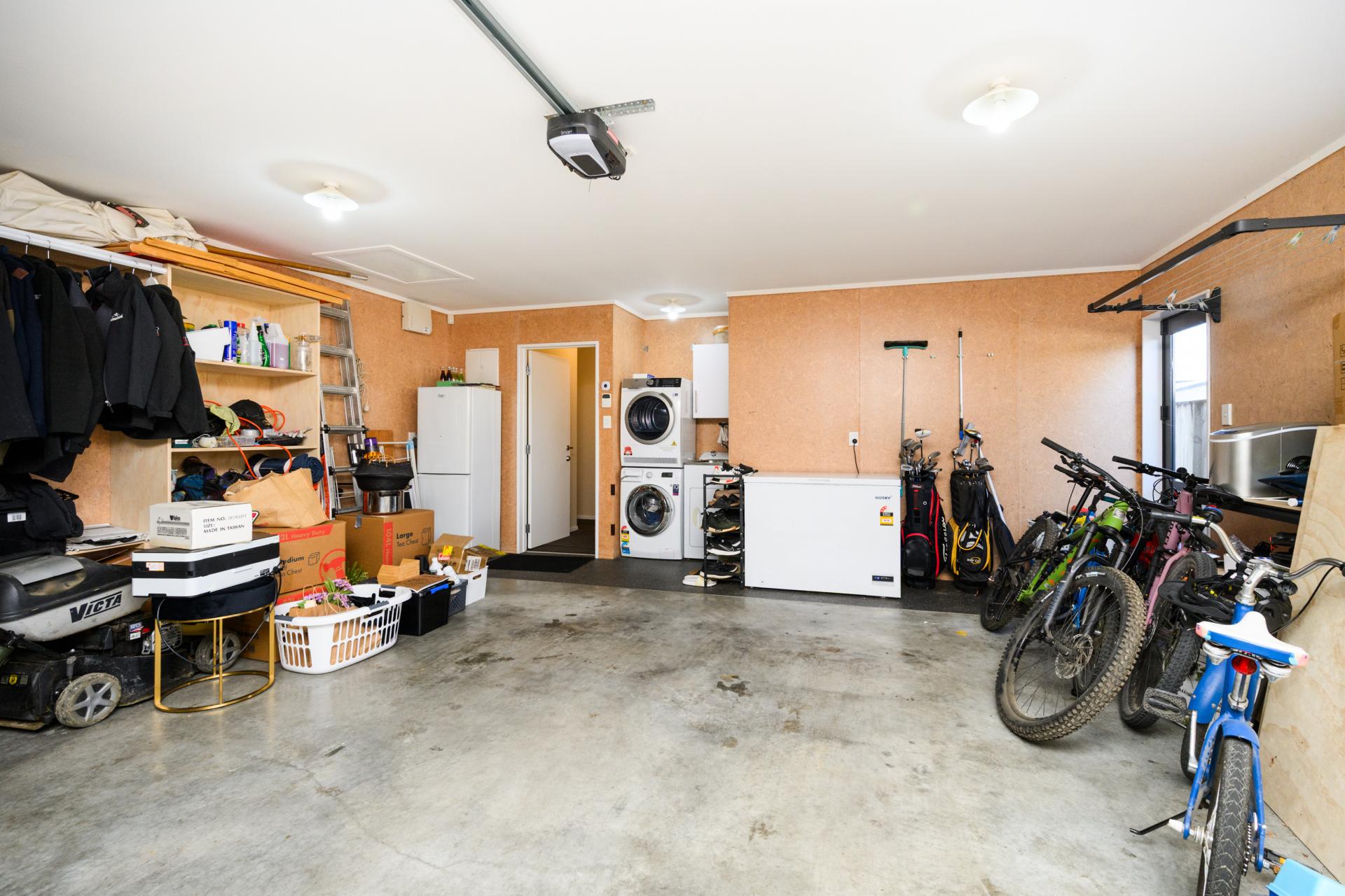 78 Keeling Street, West End