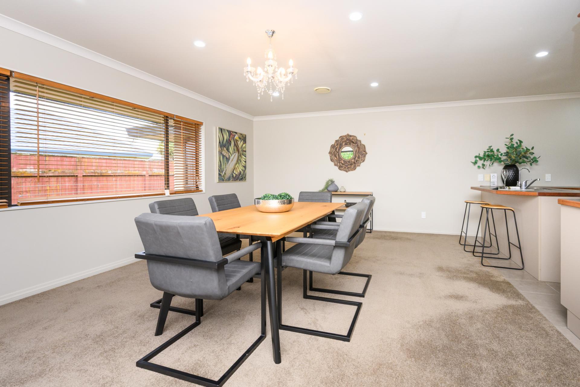 6 Ron Place, Fitzherbert