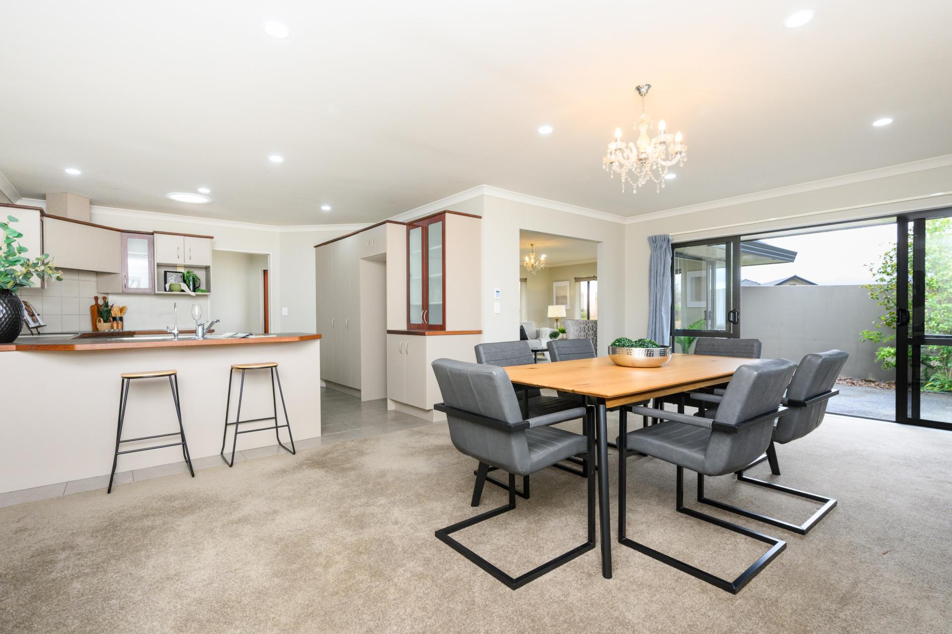 6 Ron Place, Fitzherbert