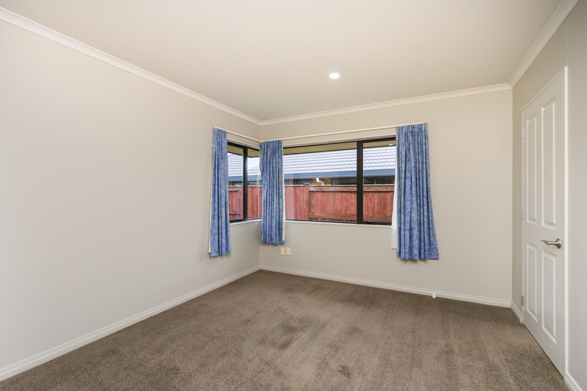 6 Ron Place, Fitzherbert