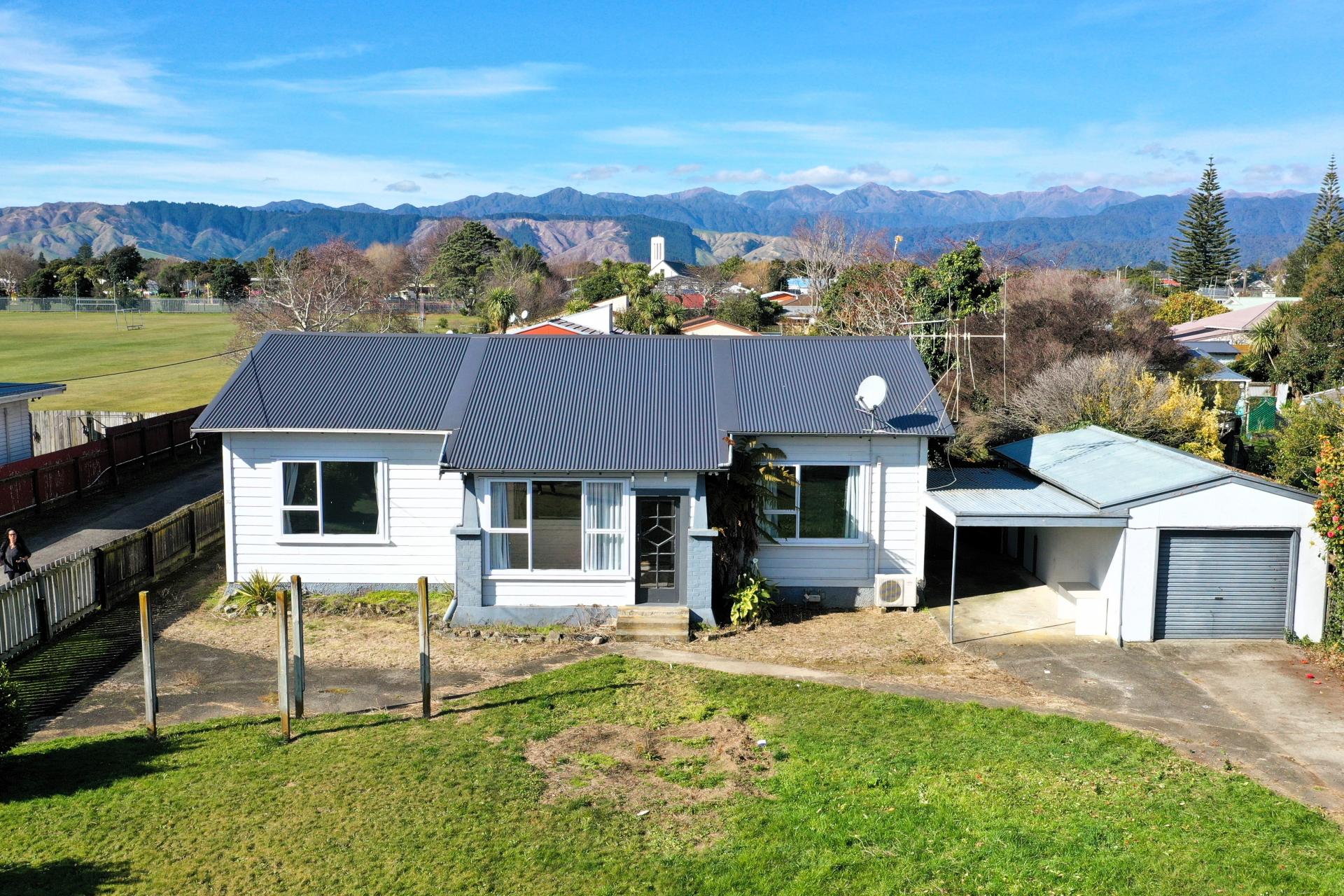 36 Weraroa Road, Levin