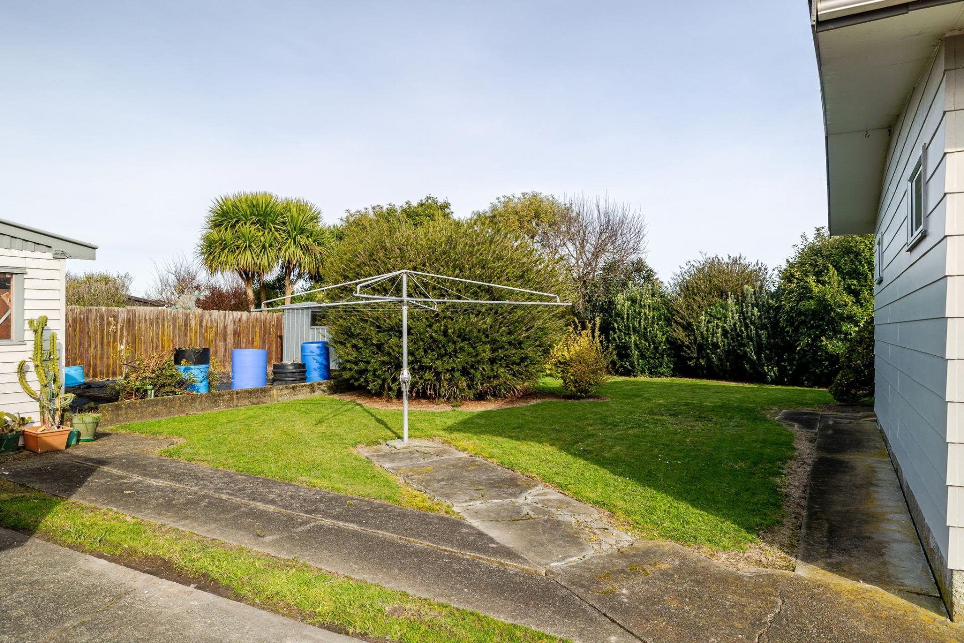 21 John F Kennedy Drive, Milson