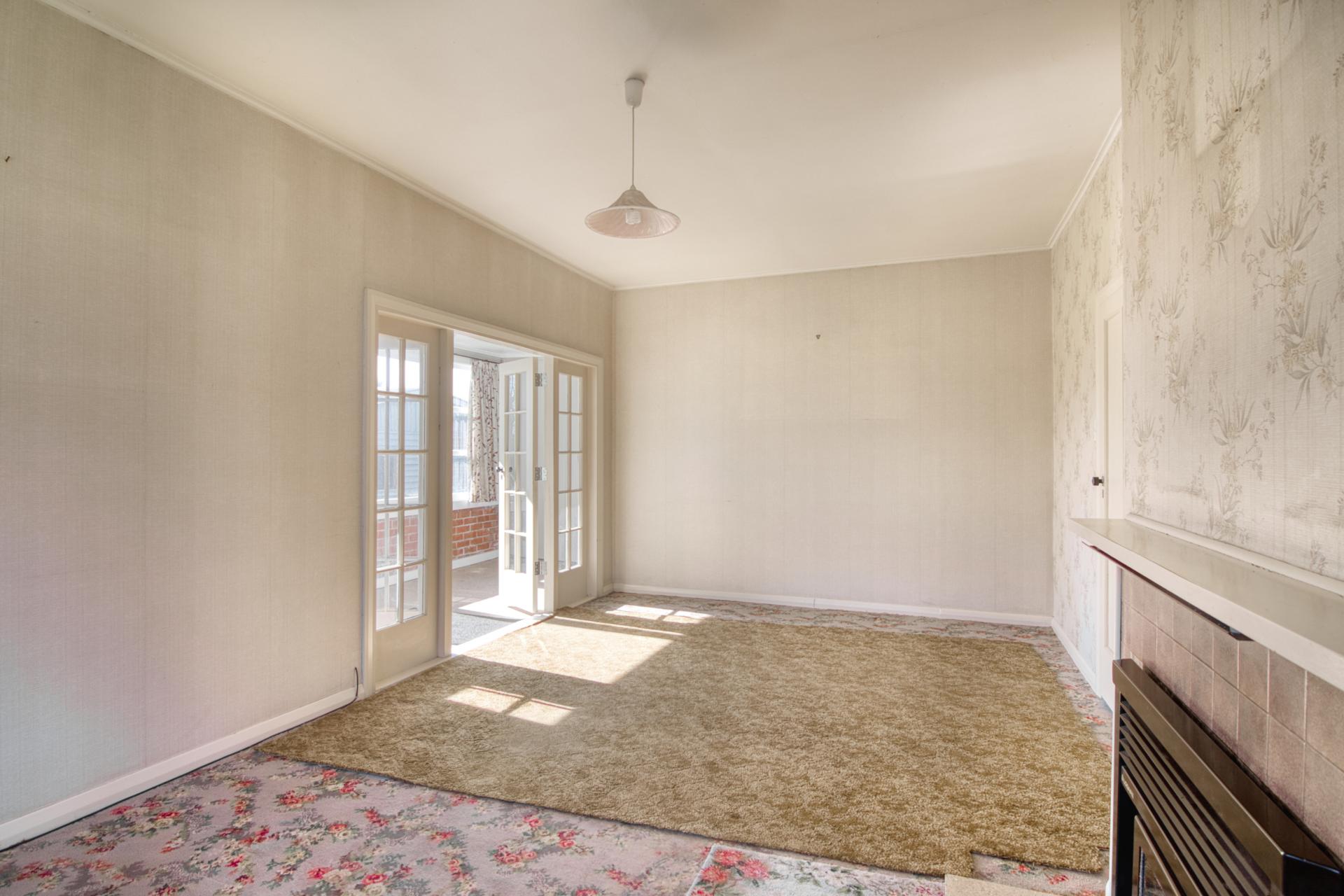 129 Savage Crescent, West End