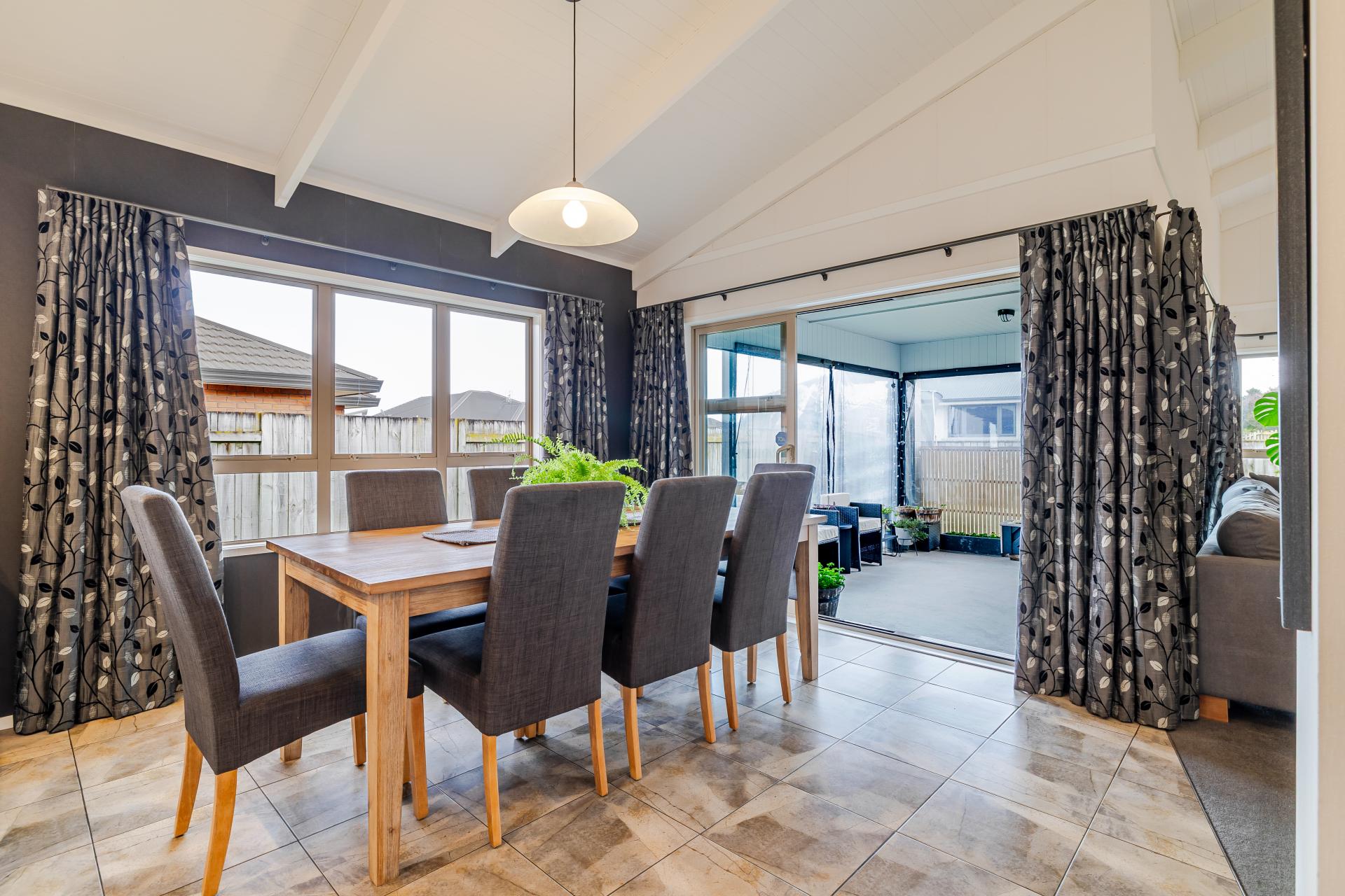 19 Meridian Grove, Kelvin Grove