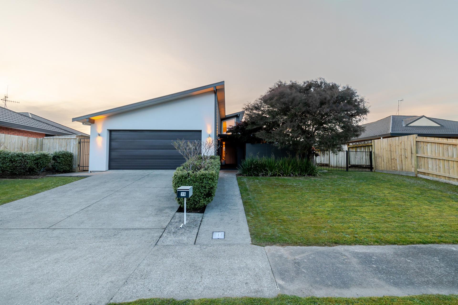 19 Meridian Grove, Kelvin Grove