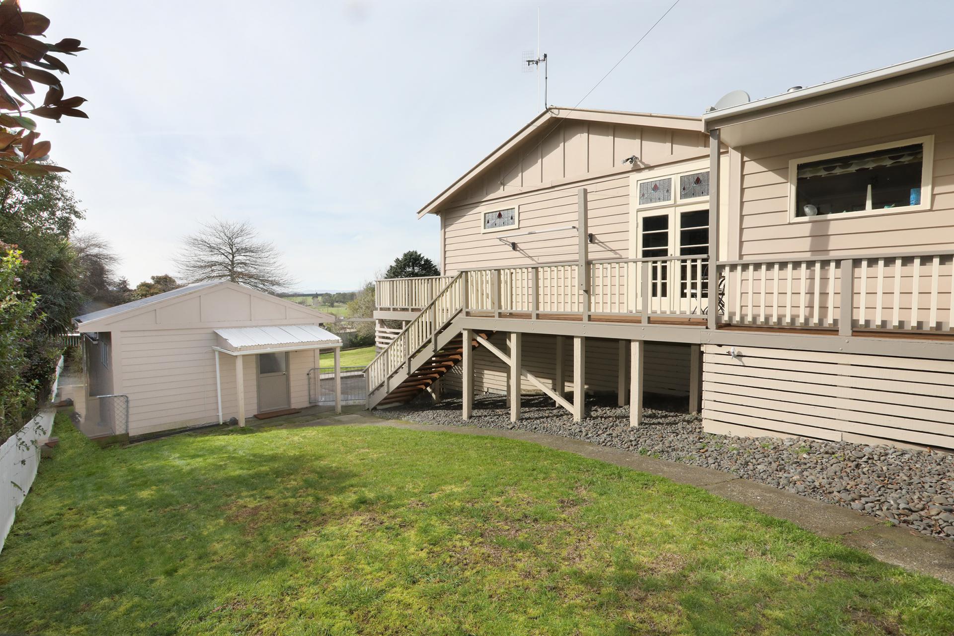 110 Hastings Street, Halcombe