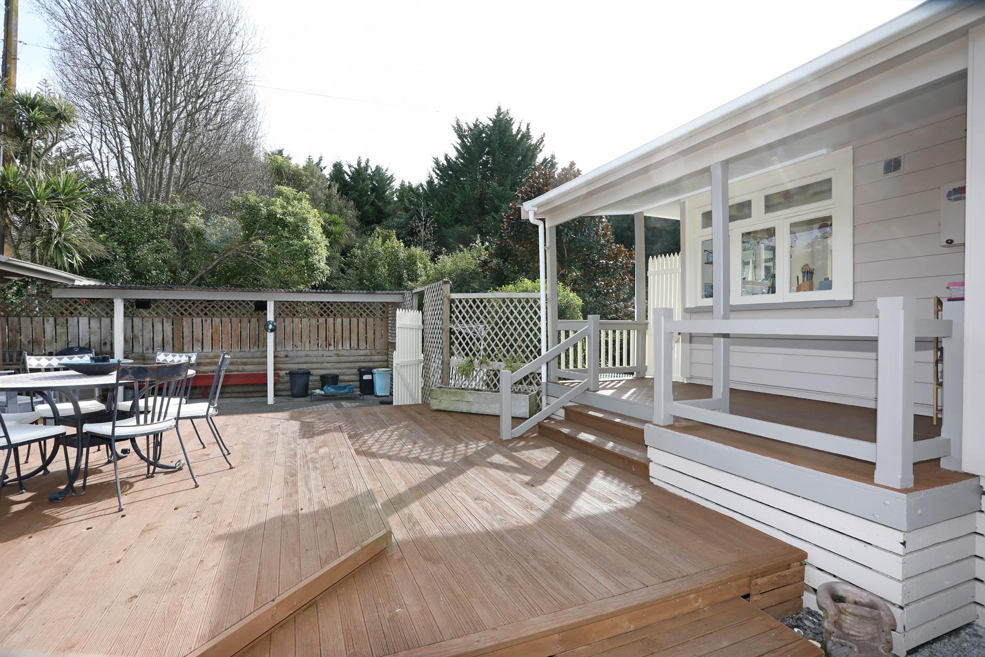 110 Hastings Street, Halcombe