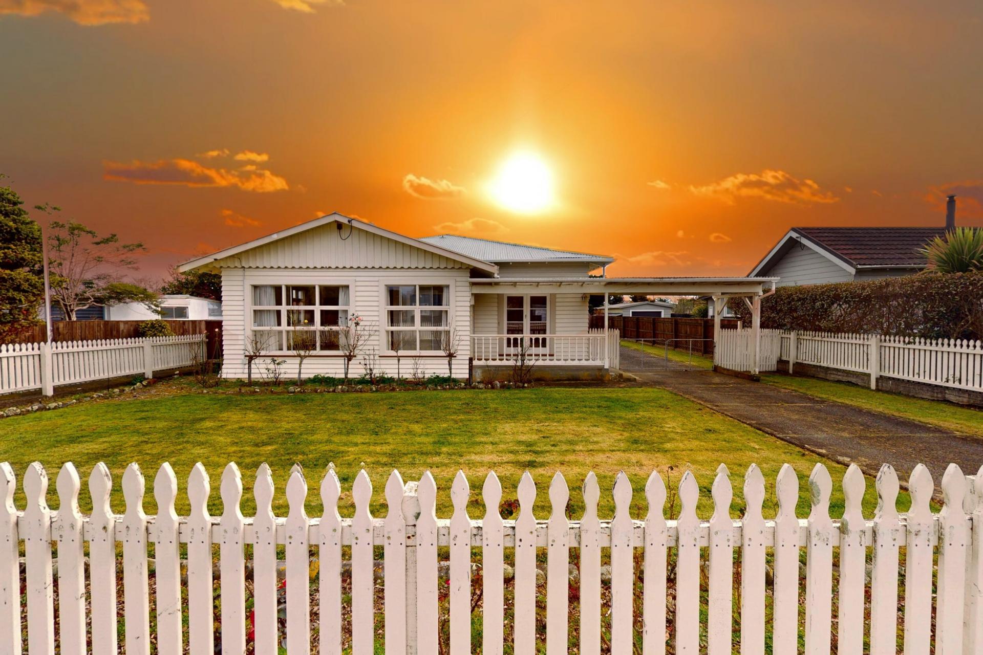 9 Princes Street, Levin