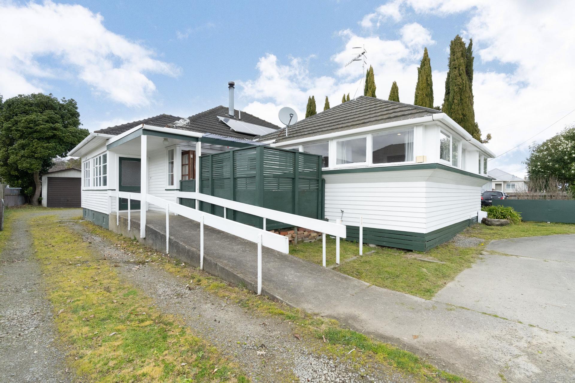 76 Cambridge Street, Levin