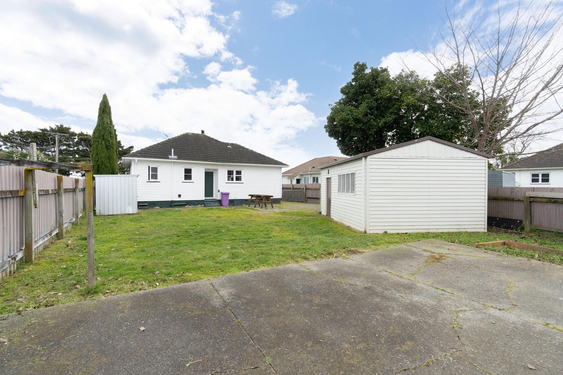 76 Cambridge Street, Levin
