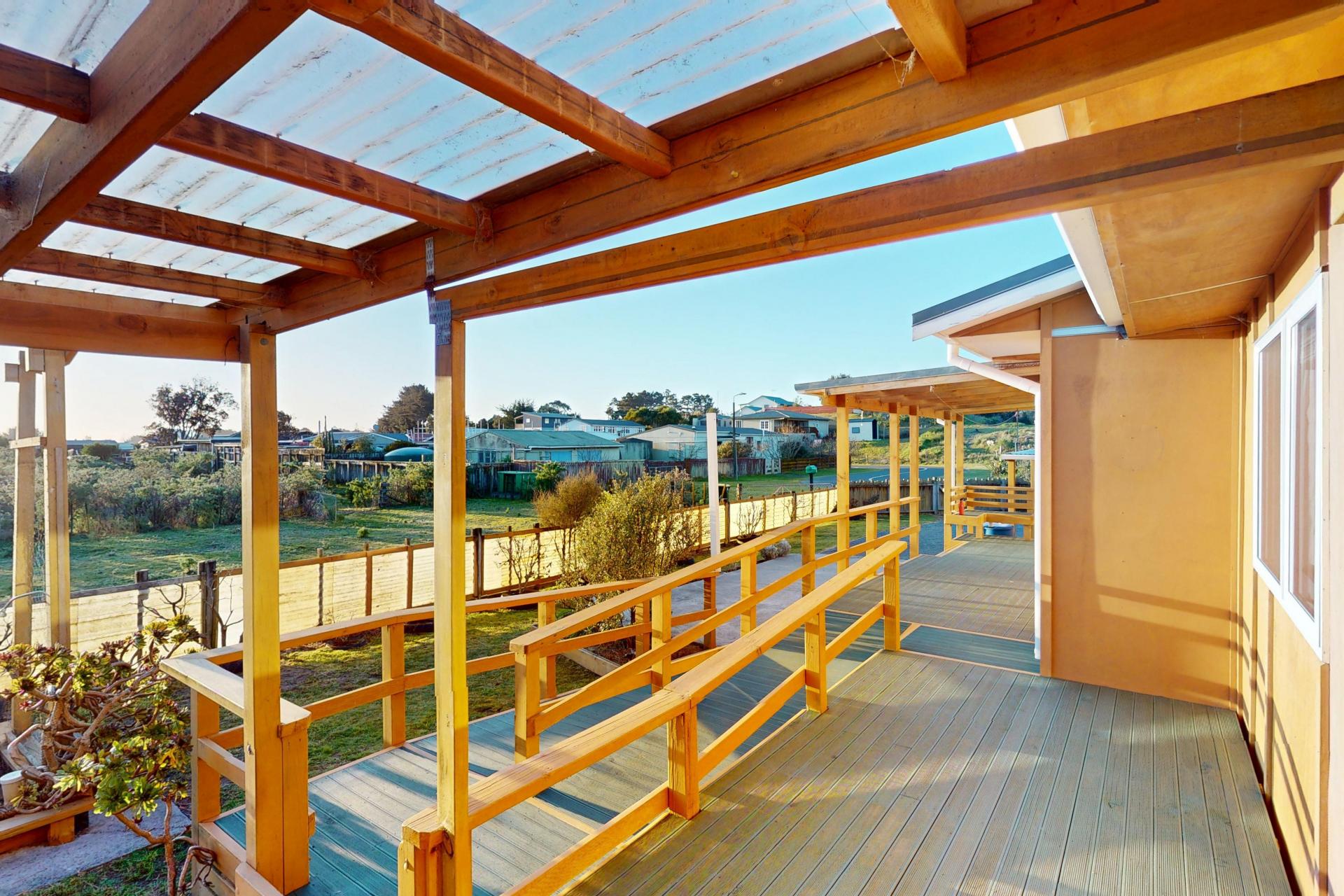 2 Barclay Grove, Hokio Beach
