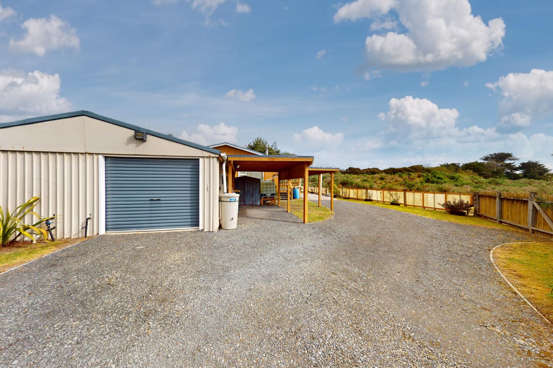 2 Barclay Grove, Hokio Beach