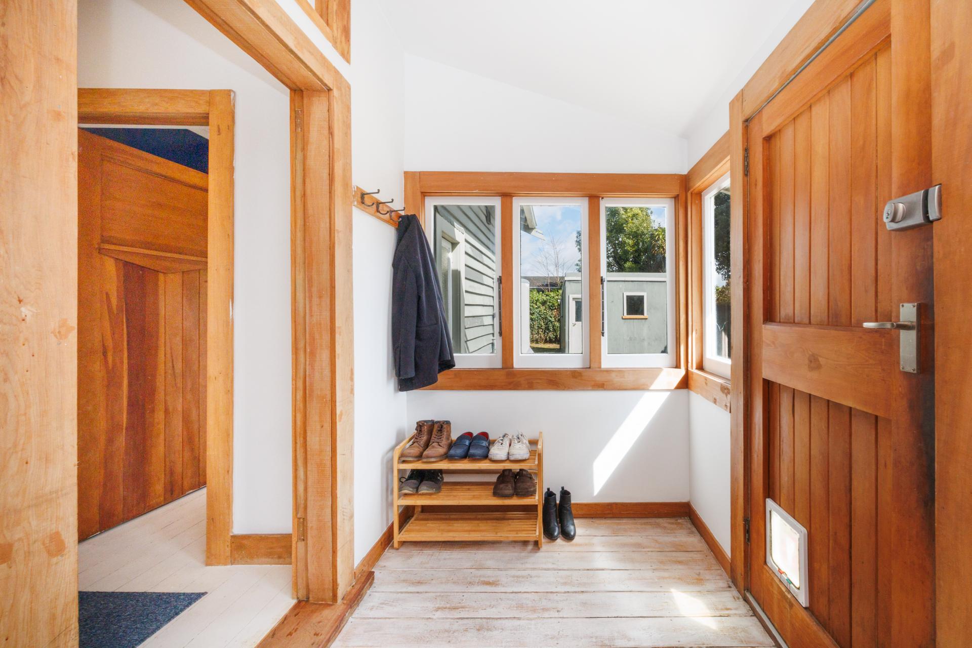 392 Botanical Road, West End