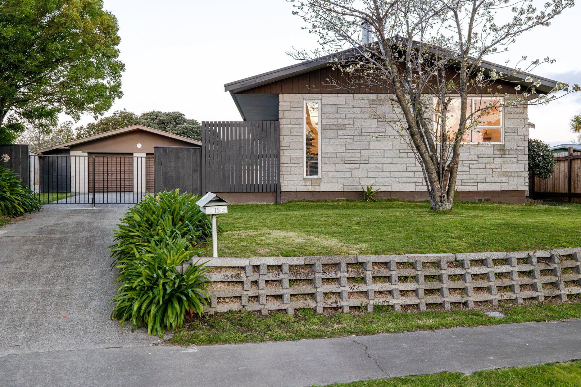 15 Kaimanawa Street, Kelvin Grove