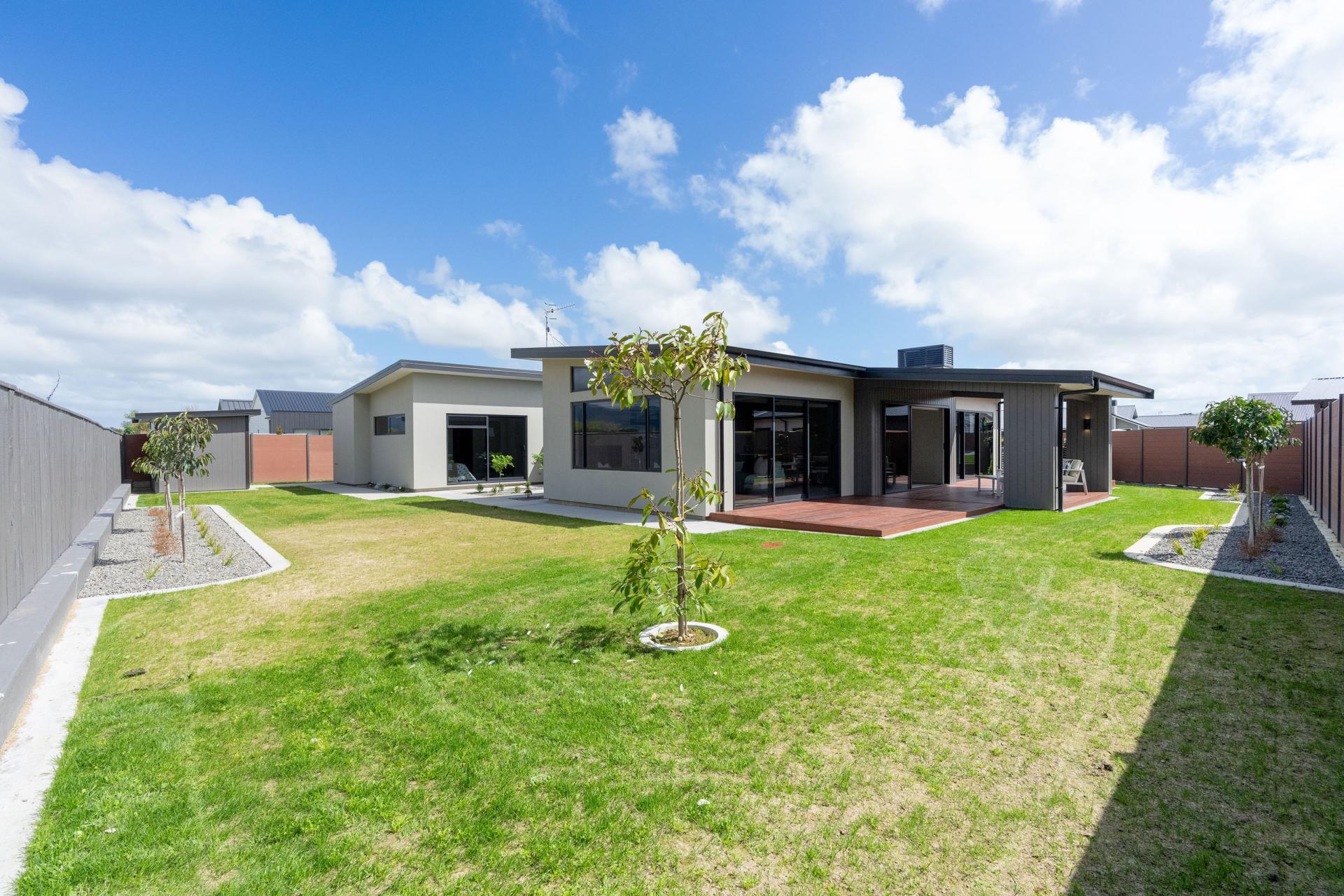 26 Phoenix Palms Grove, Levin
