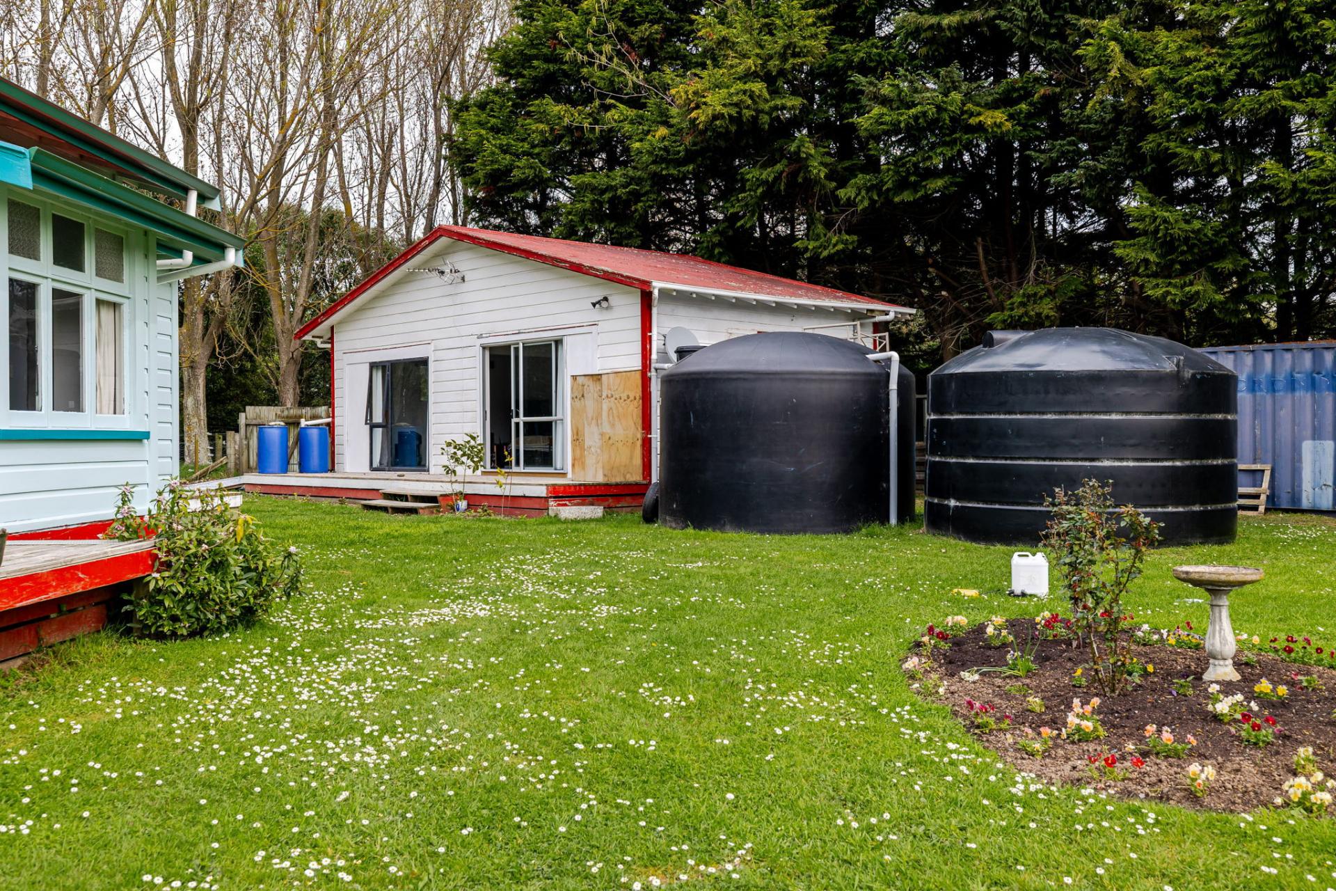 1074 Tennent Drive, Linton
