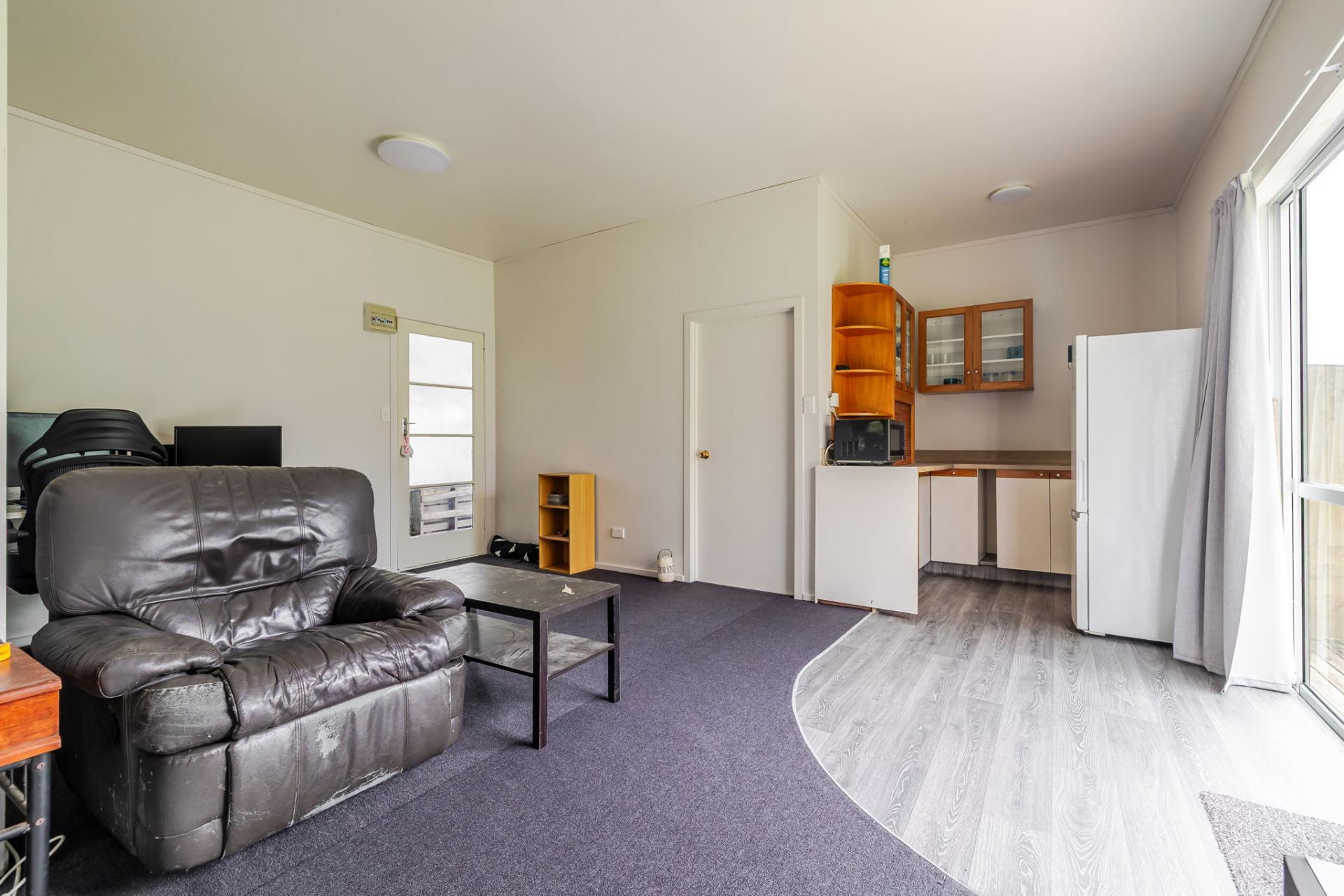 1074 Tennent Drive, Linton