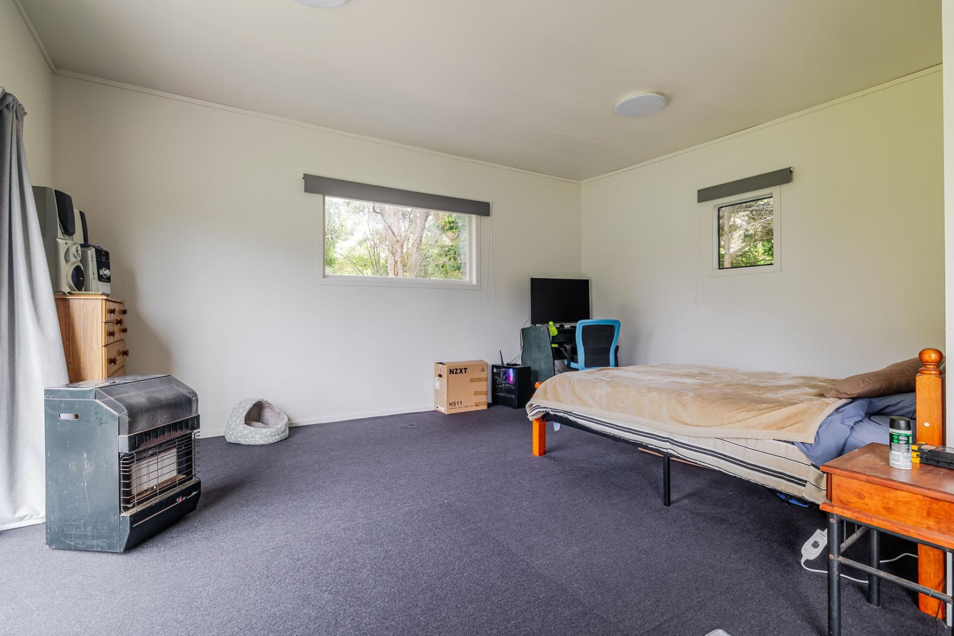 1074 Tennent Drive, Linton