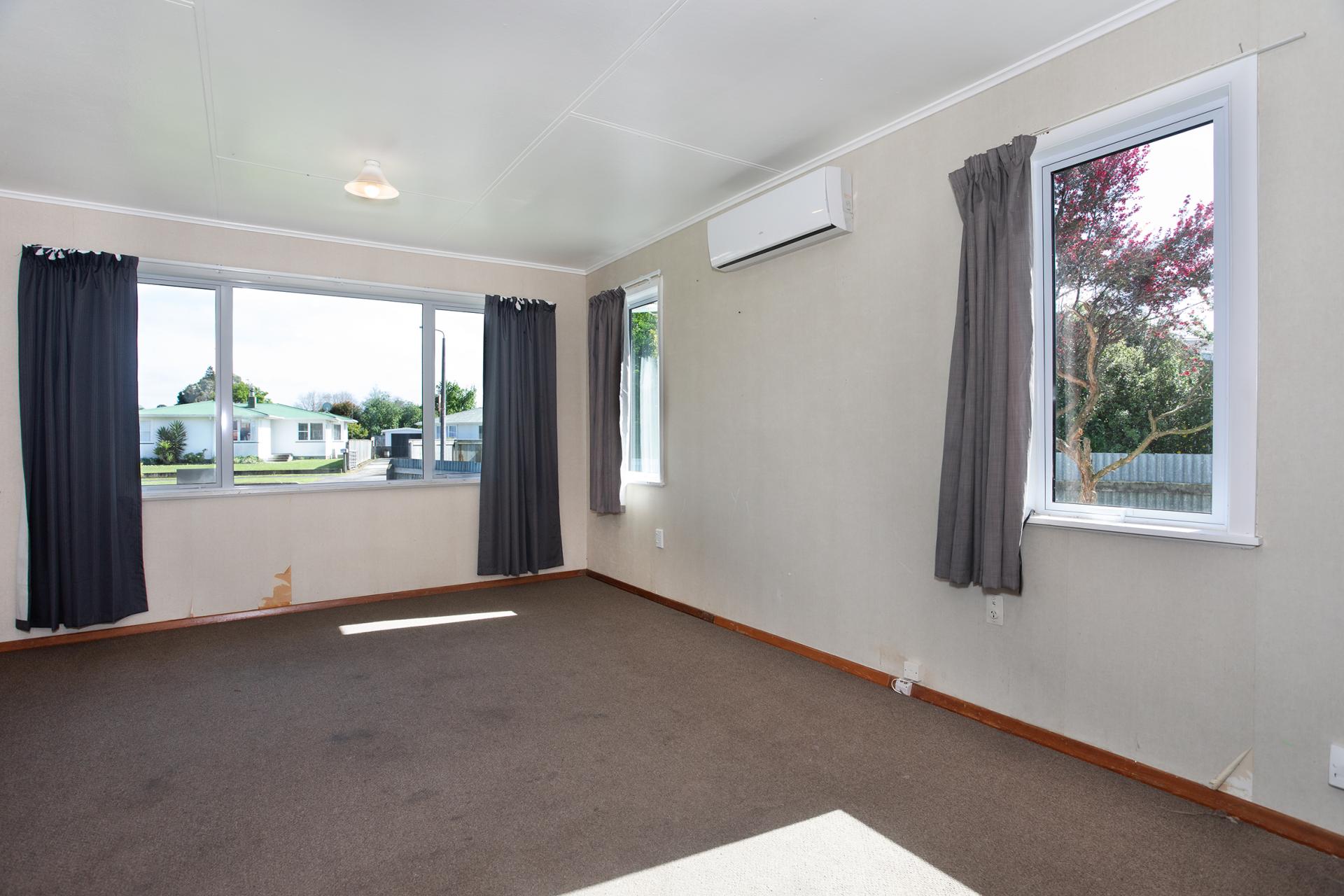 14 Freyberg Street, Feilding