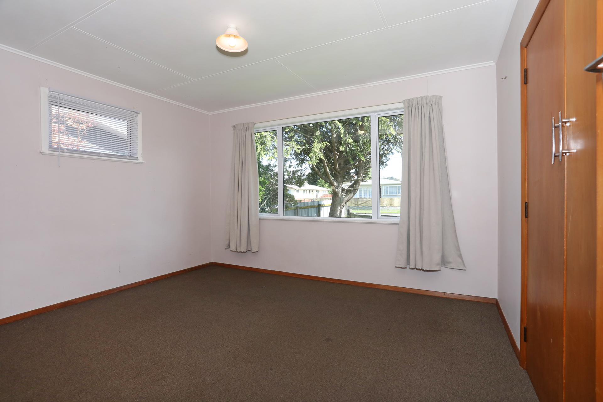 14 Freyberg Street, Feilding