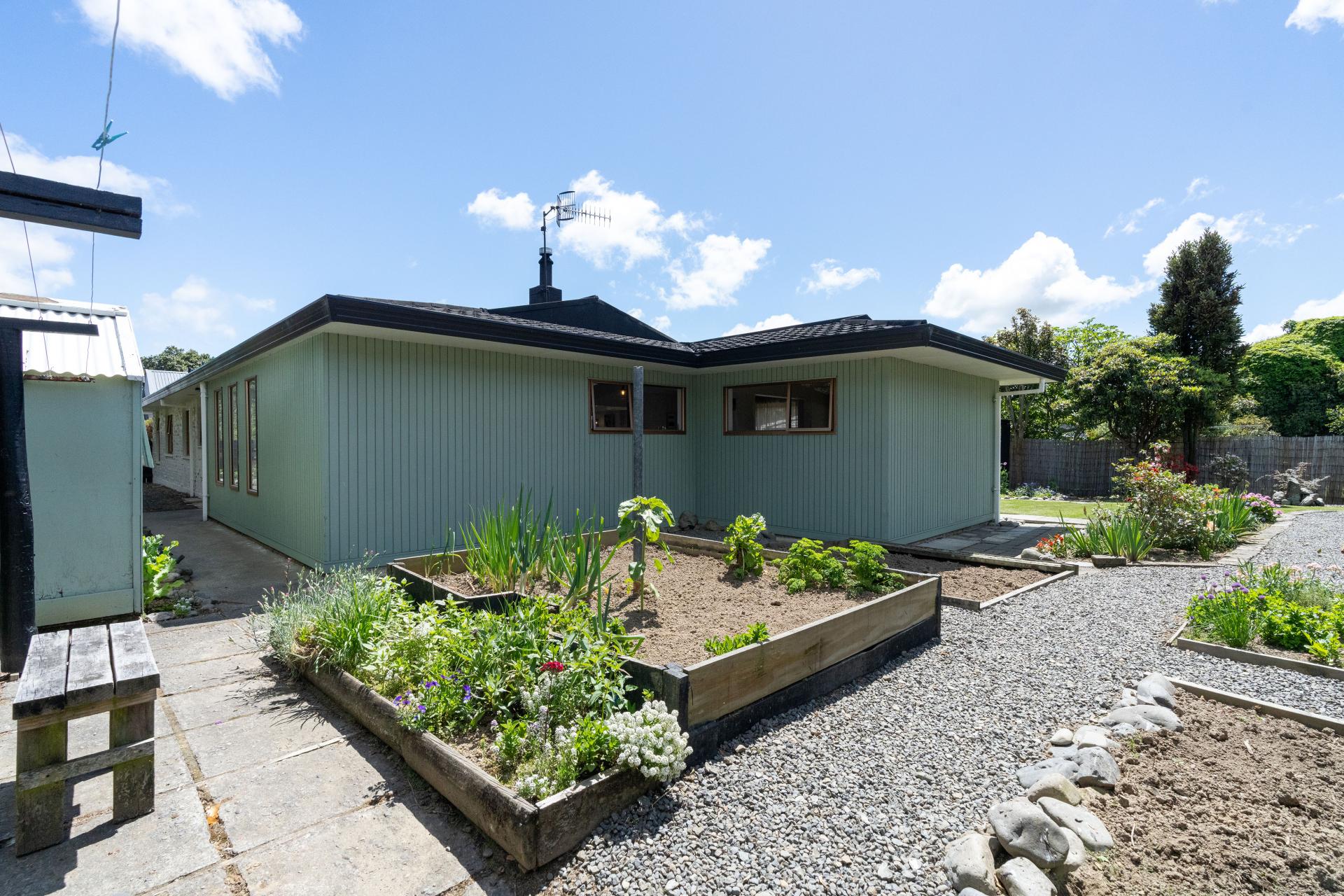 15A Stuart Street, Levin