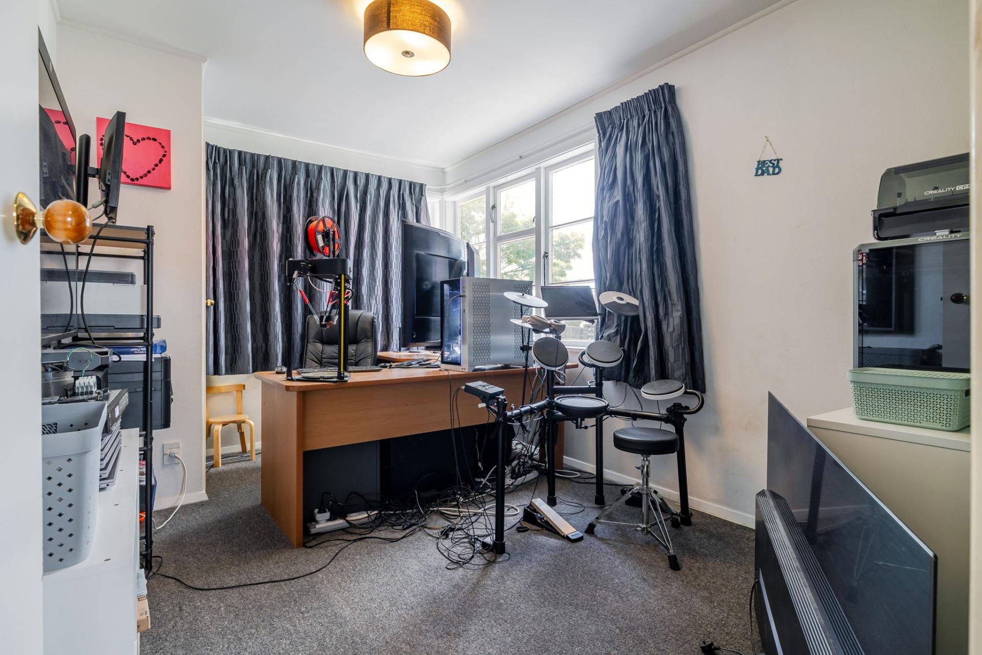 84 Vogel Street, Roslyn