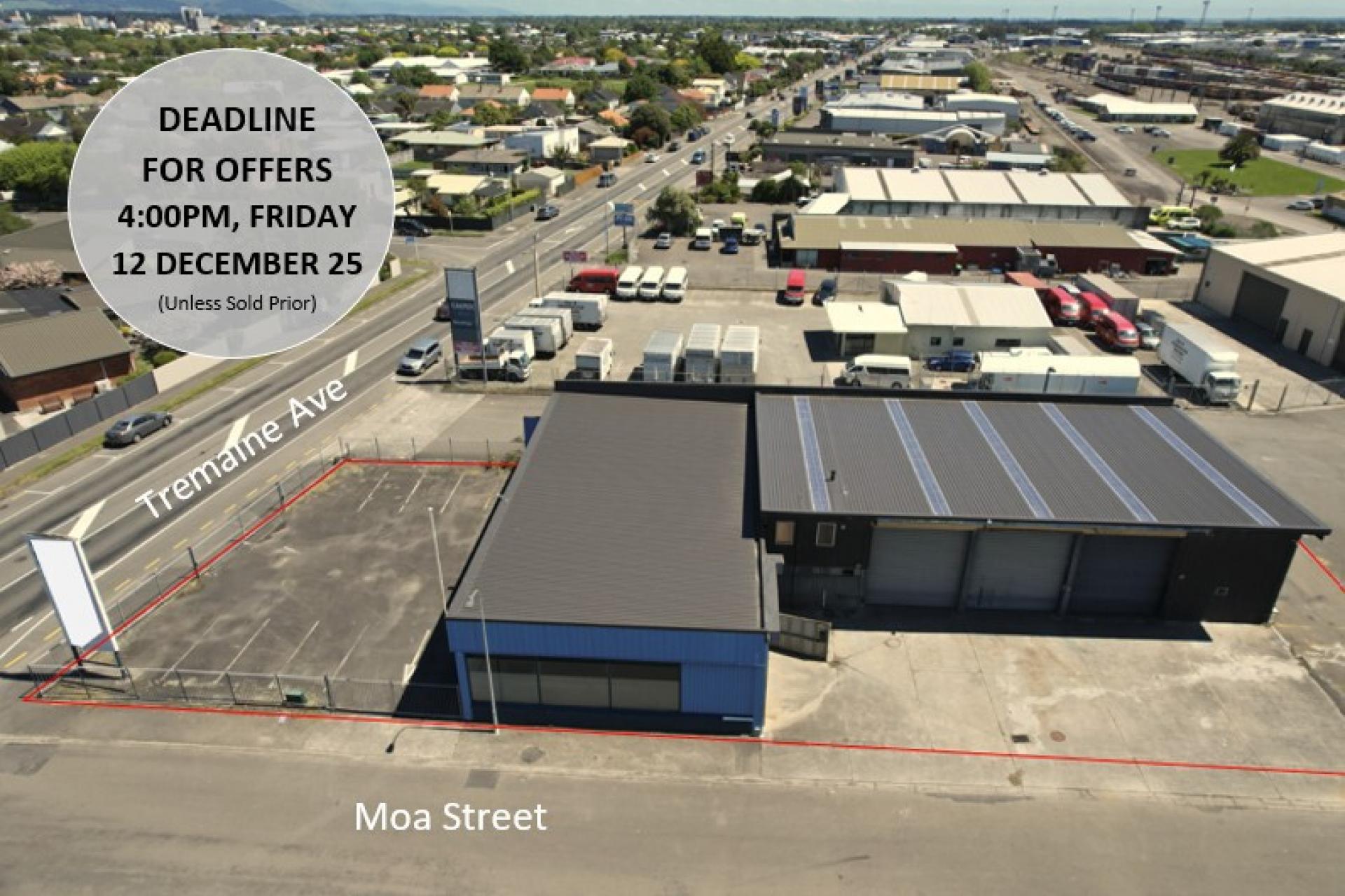 733 Tremaine Ave, Roslyn