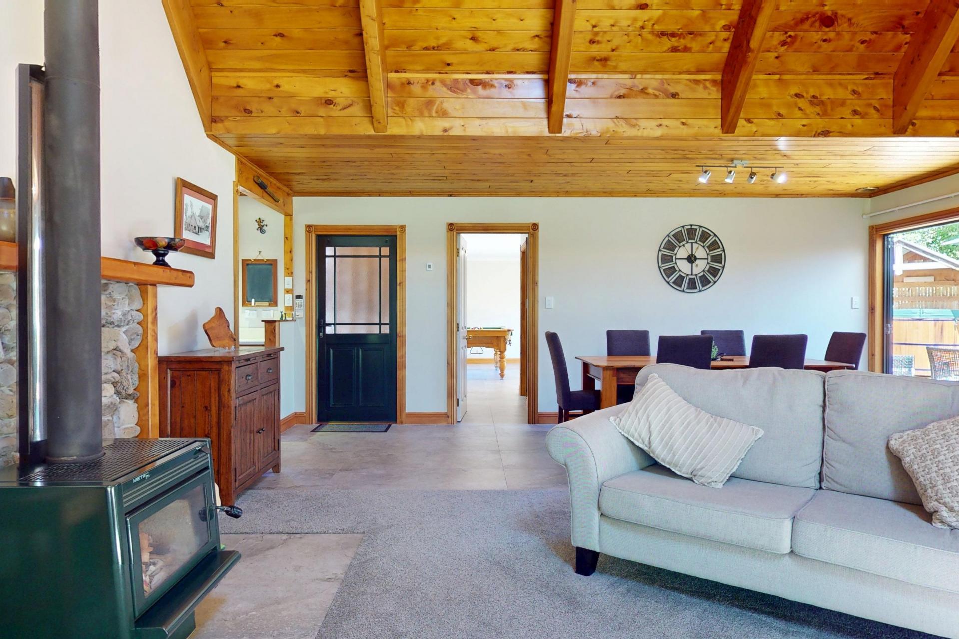 1046 Queen Street, Levin