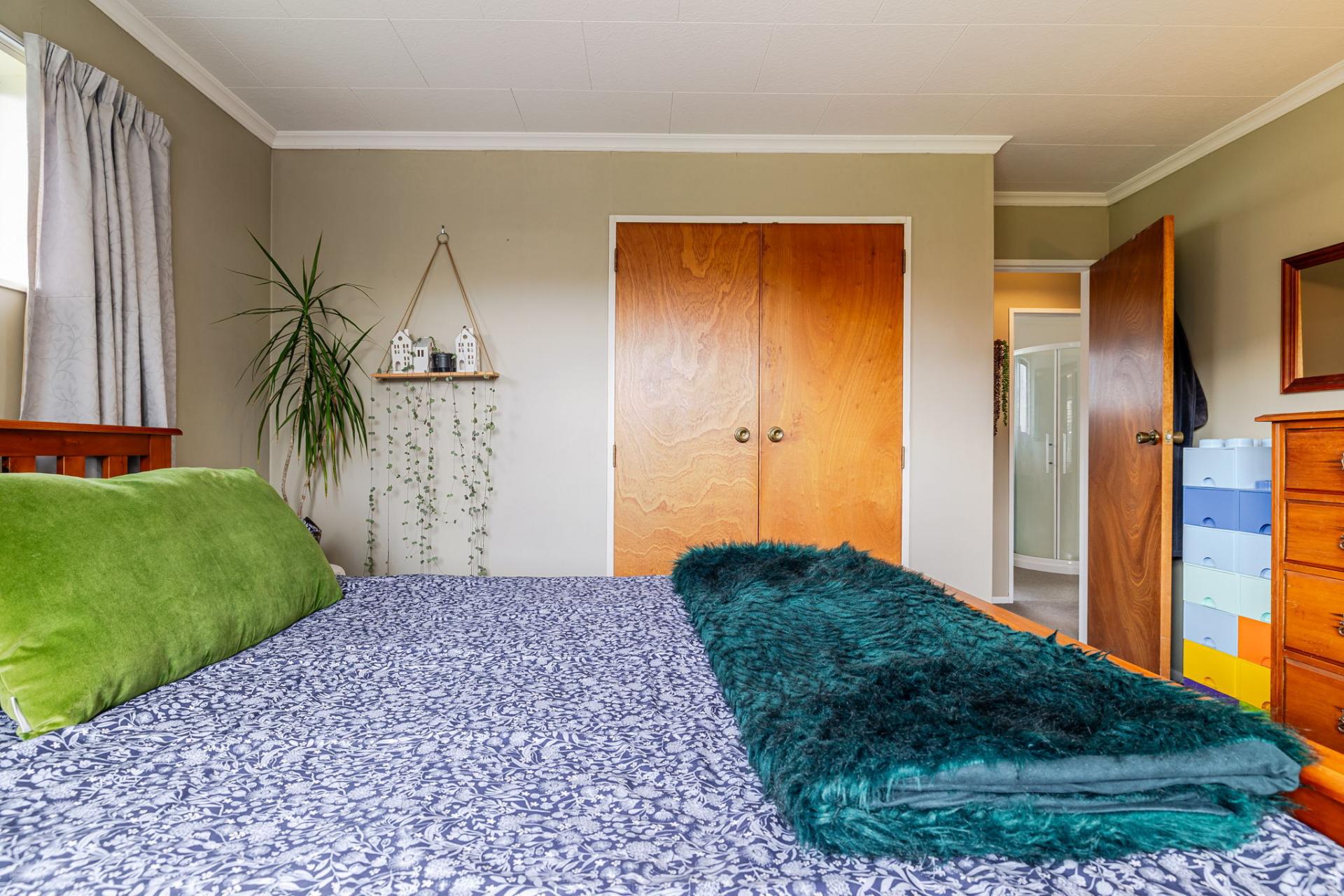 8 Olympic Court, Palmerston North 