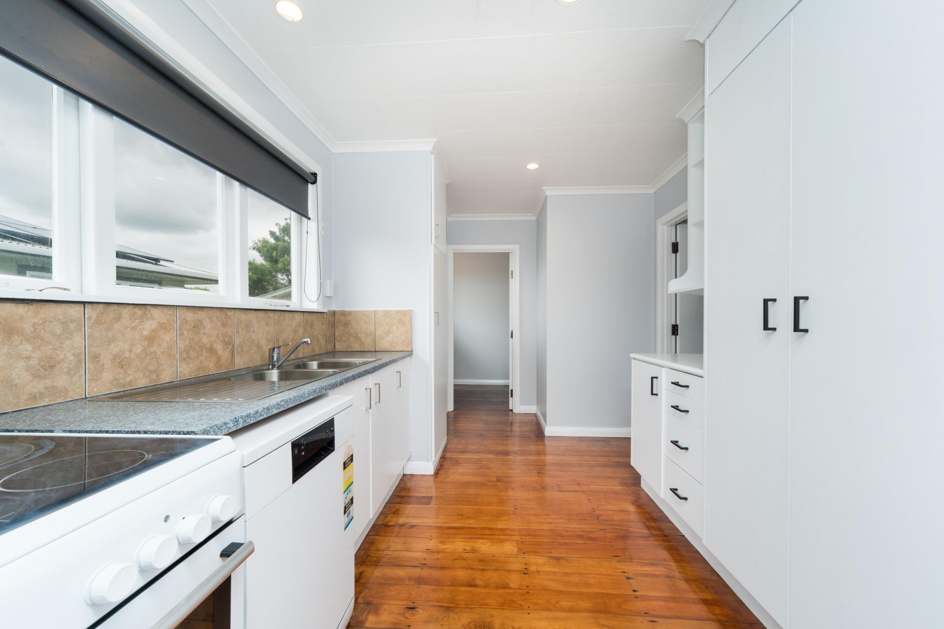 18 Karamea Crescent, Kelvin Grove