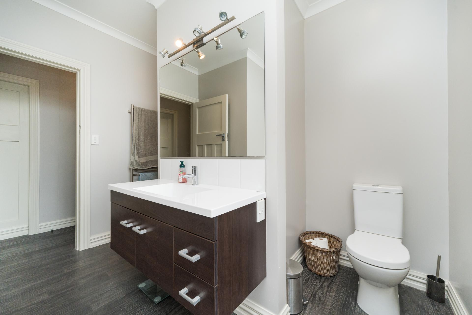 574 Ferguson Street, Terrace End