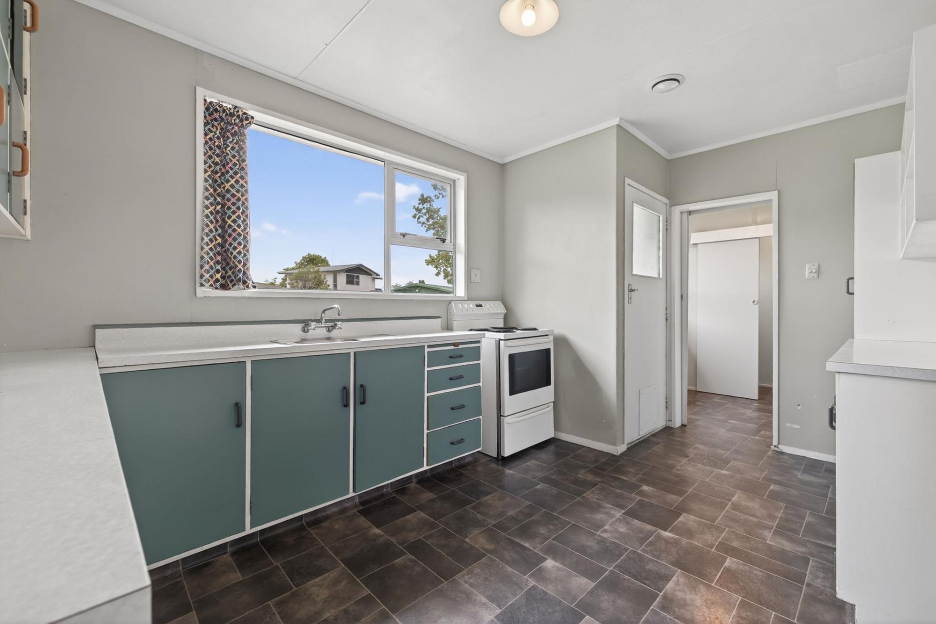 36 Abraham Crescent, Milson