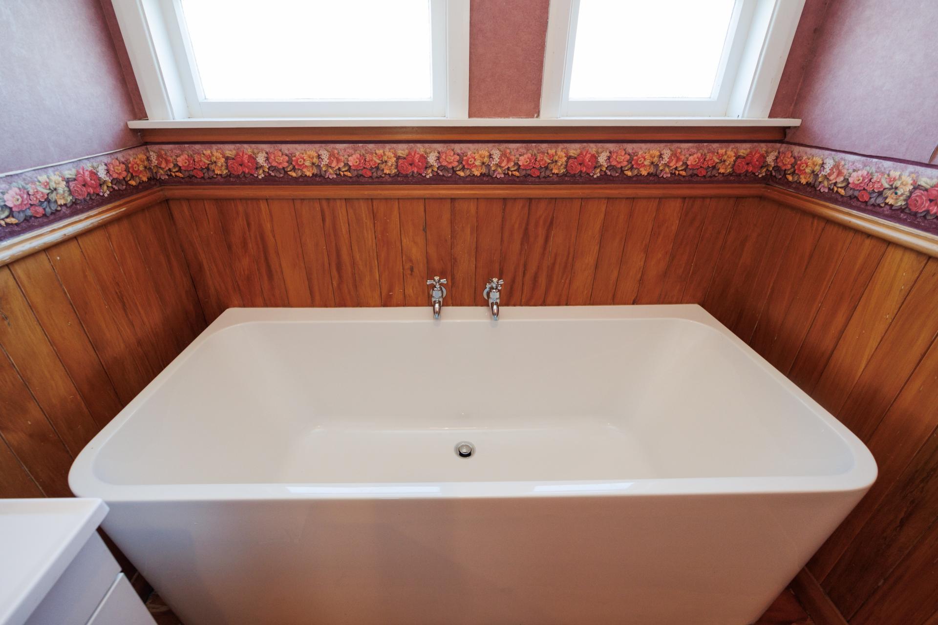 119 Ferguson Street, West End