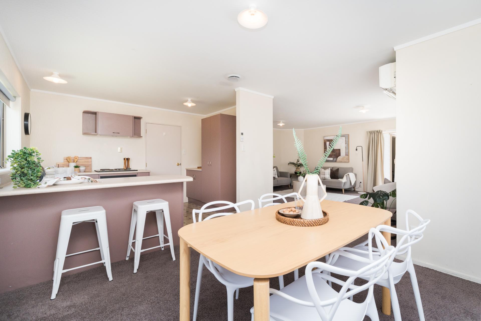 14 Emmerdale Mews, Highbury