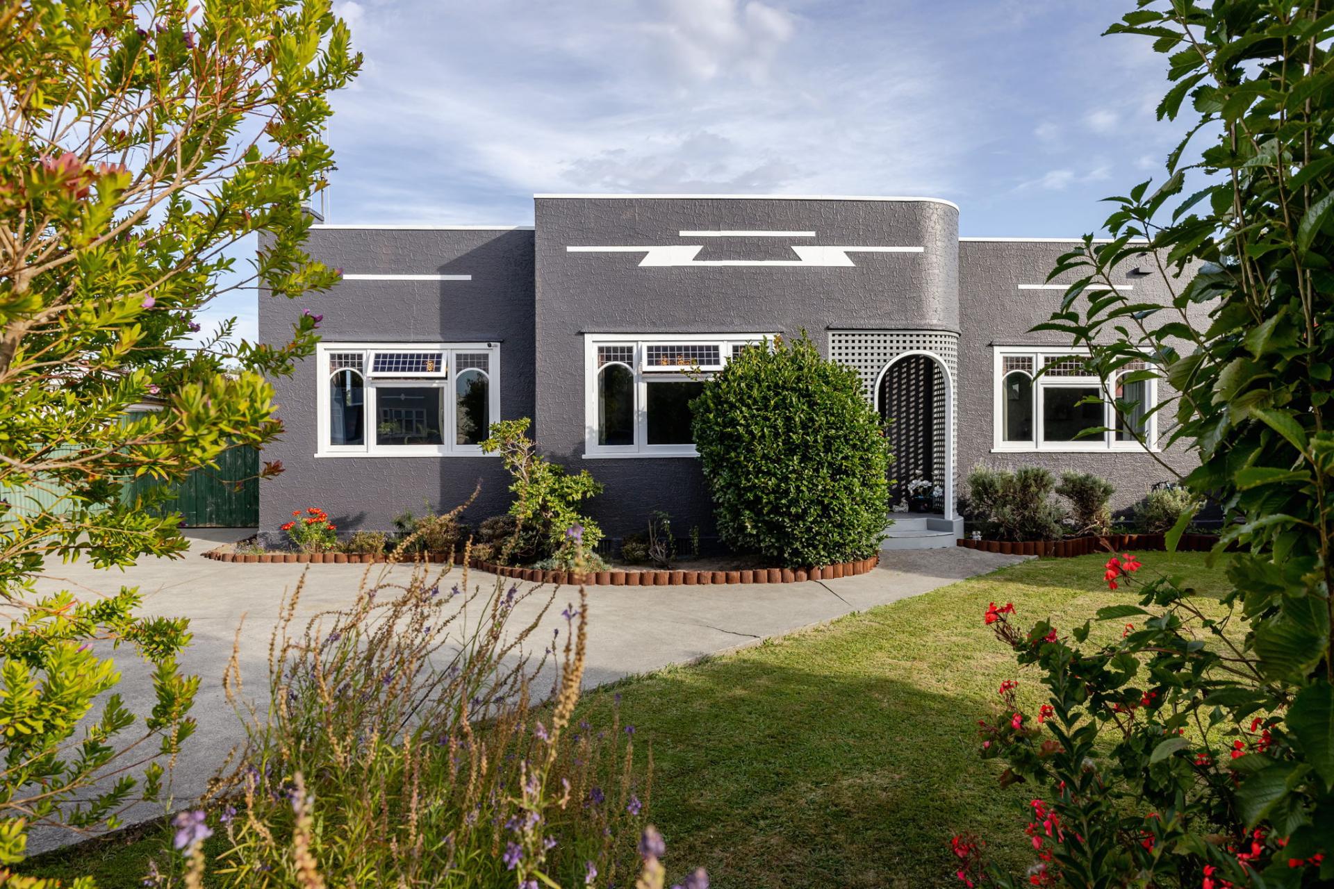 32 Rewa Street, Takaro