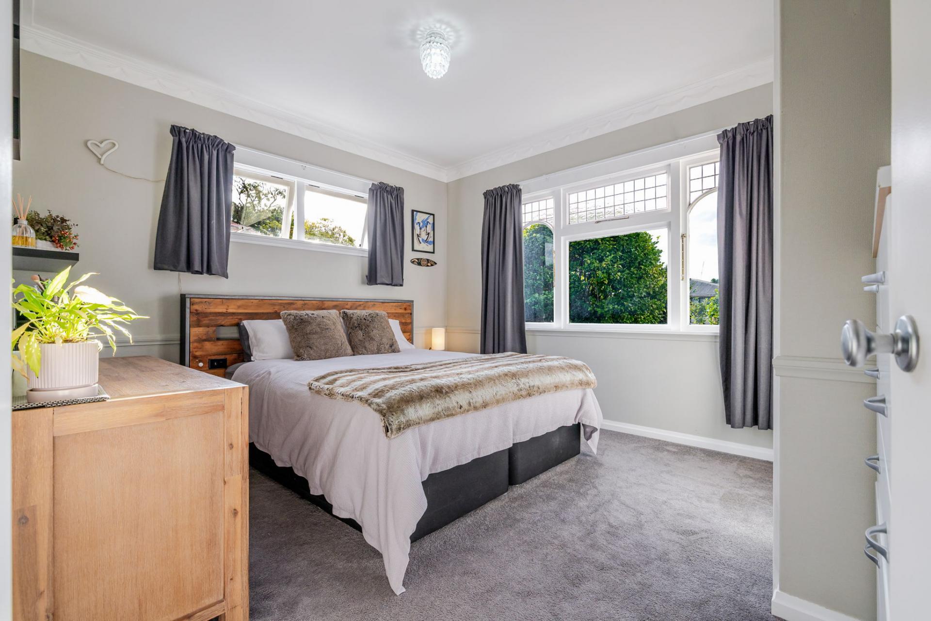 32 Rewa Street, Takaro