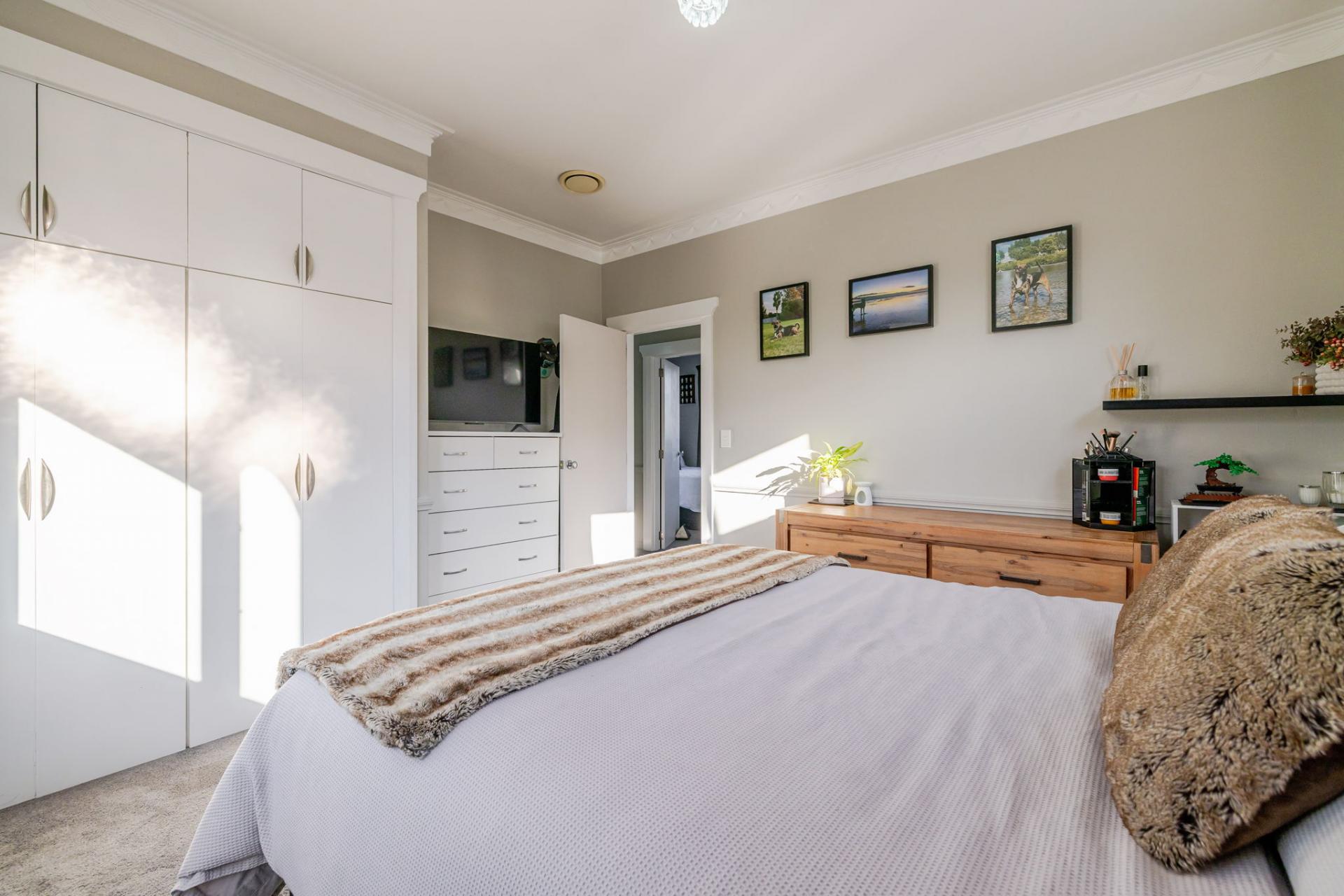 32 Rewa Street, Takaro