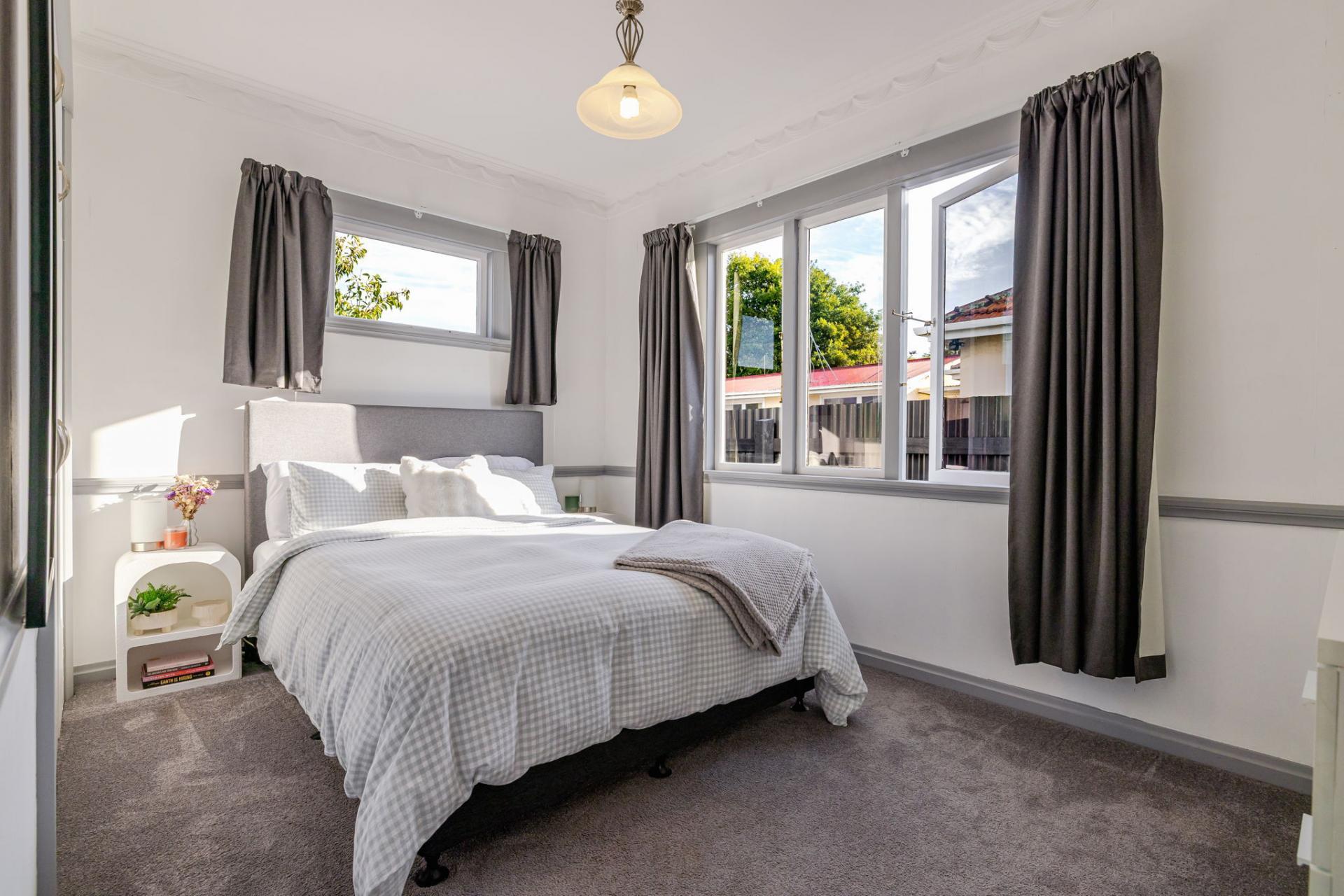 32 Rewa Street, Takaro