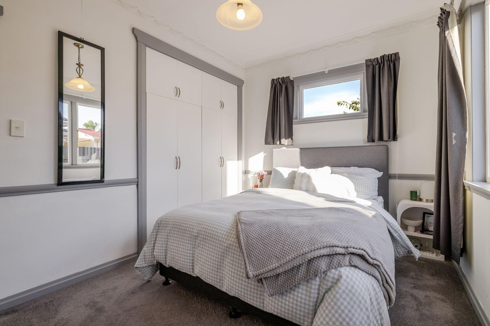 32 Rewa Street, Takaro