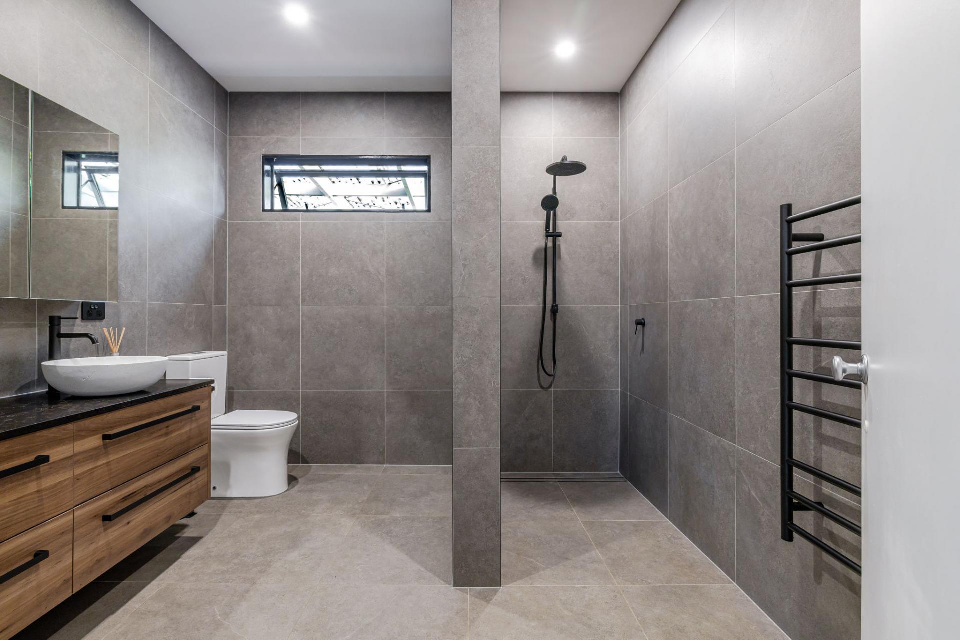 32 Rewa Street, Takaro