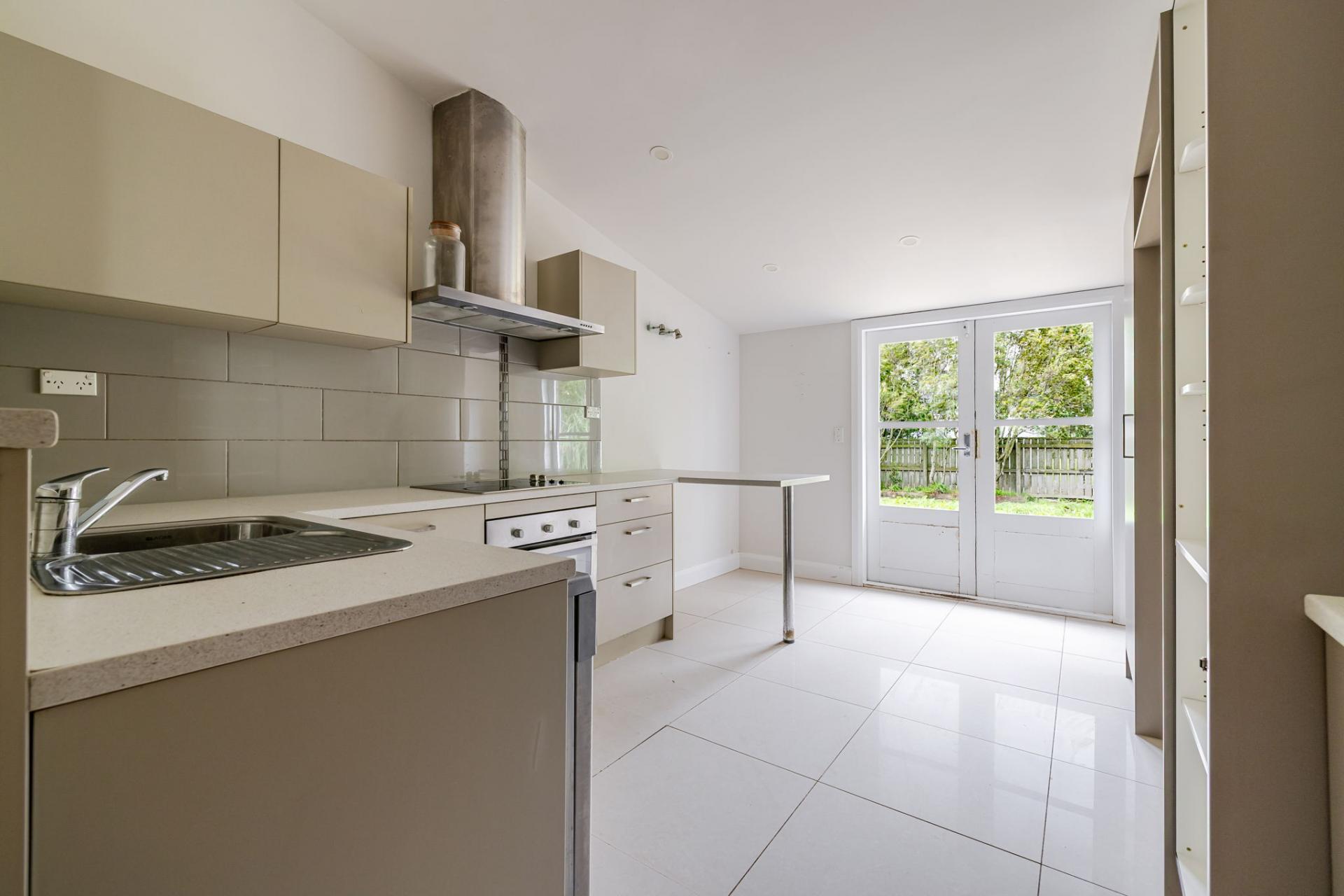 6 Charles Cross Street, Longburn