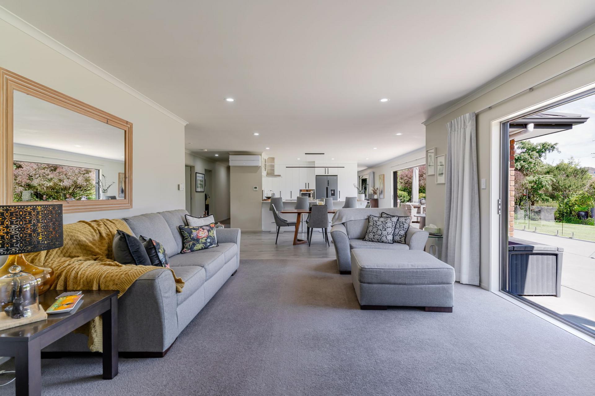 17 Cemetery Road, Sanson