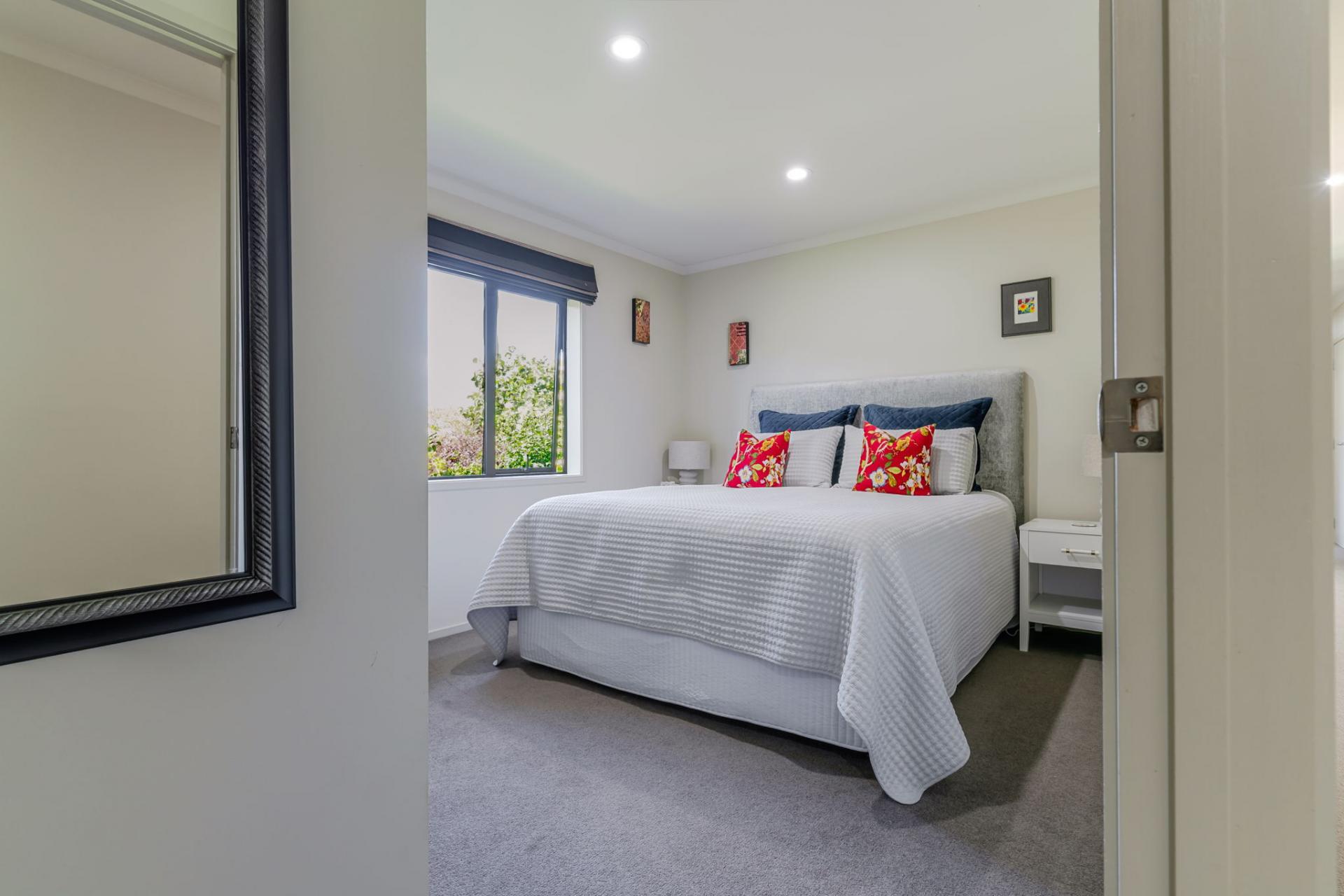 17 Cemetery Road, Sanson