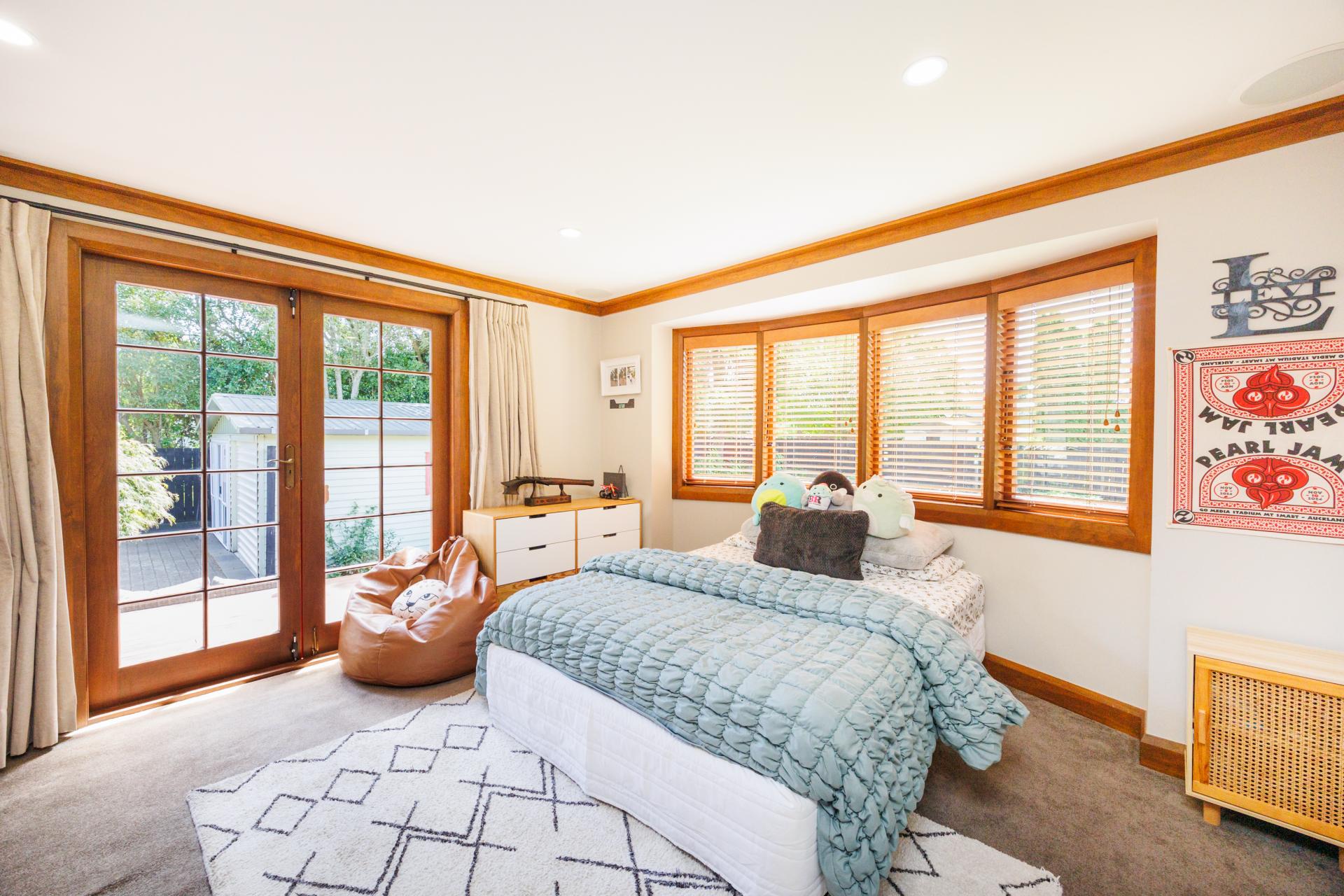 37 Batt Street, West End