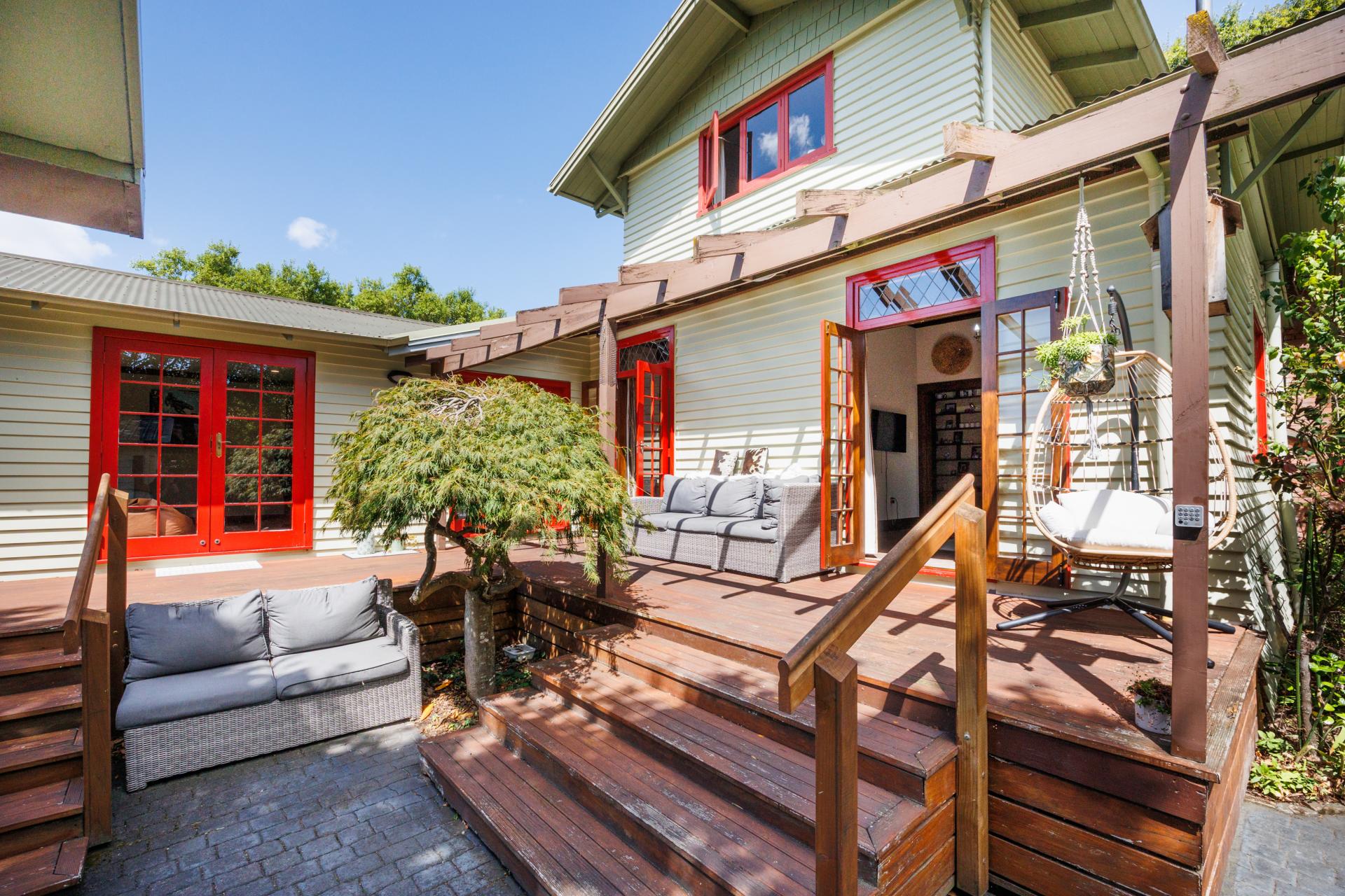 37 Batt Street, West End