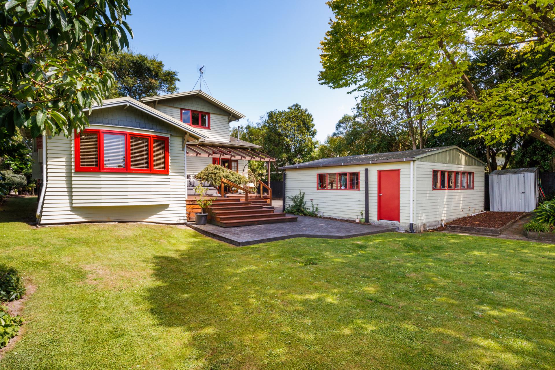 37 Batt Street, West End