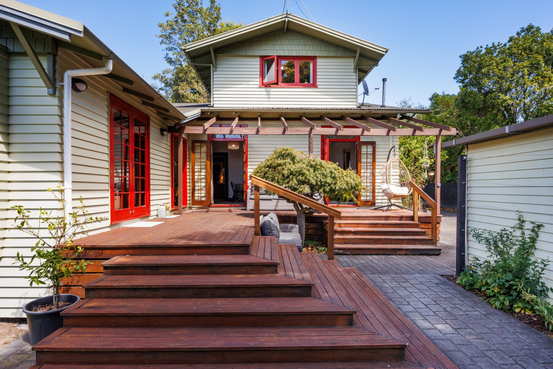 37 Batt Street, West End