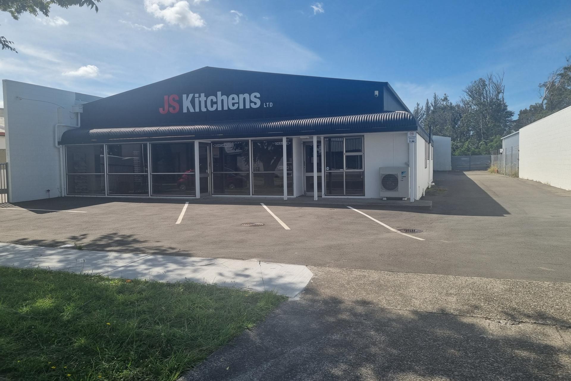 156 Fairs Road, Milson