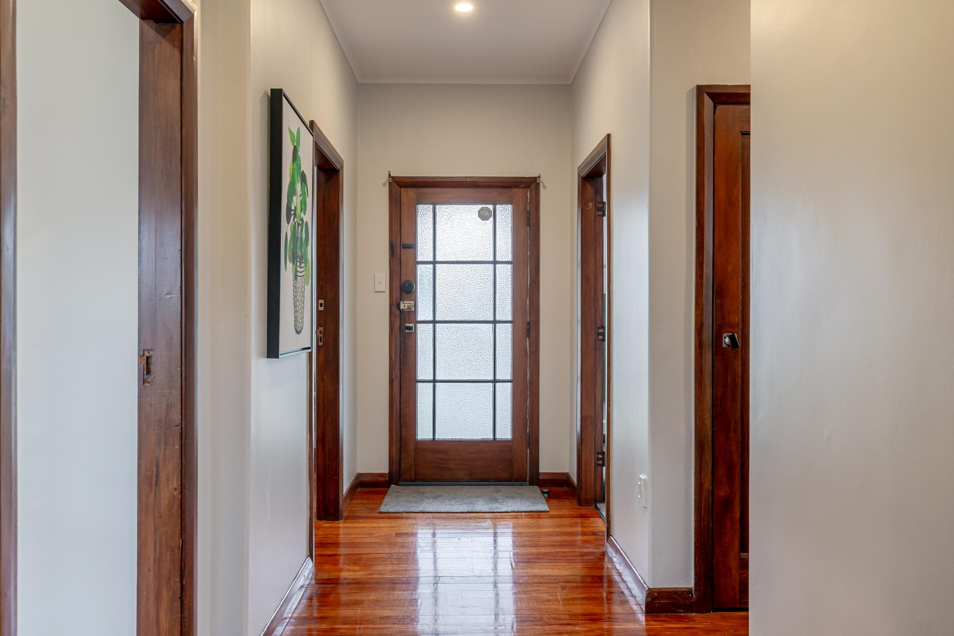 7A Nathan Place, West End